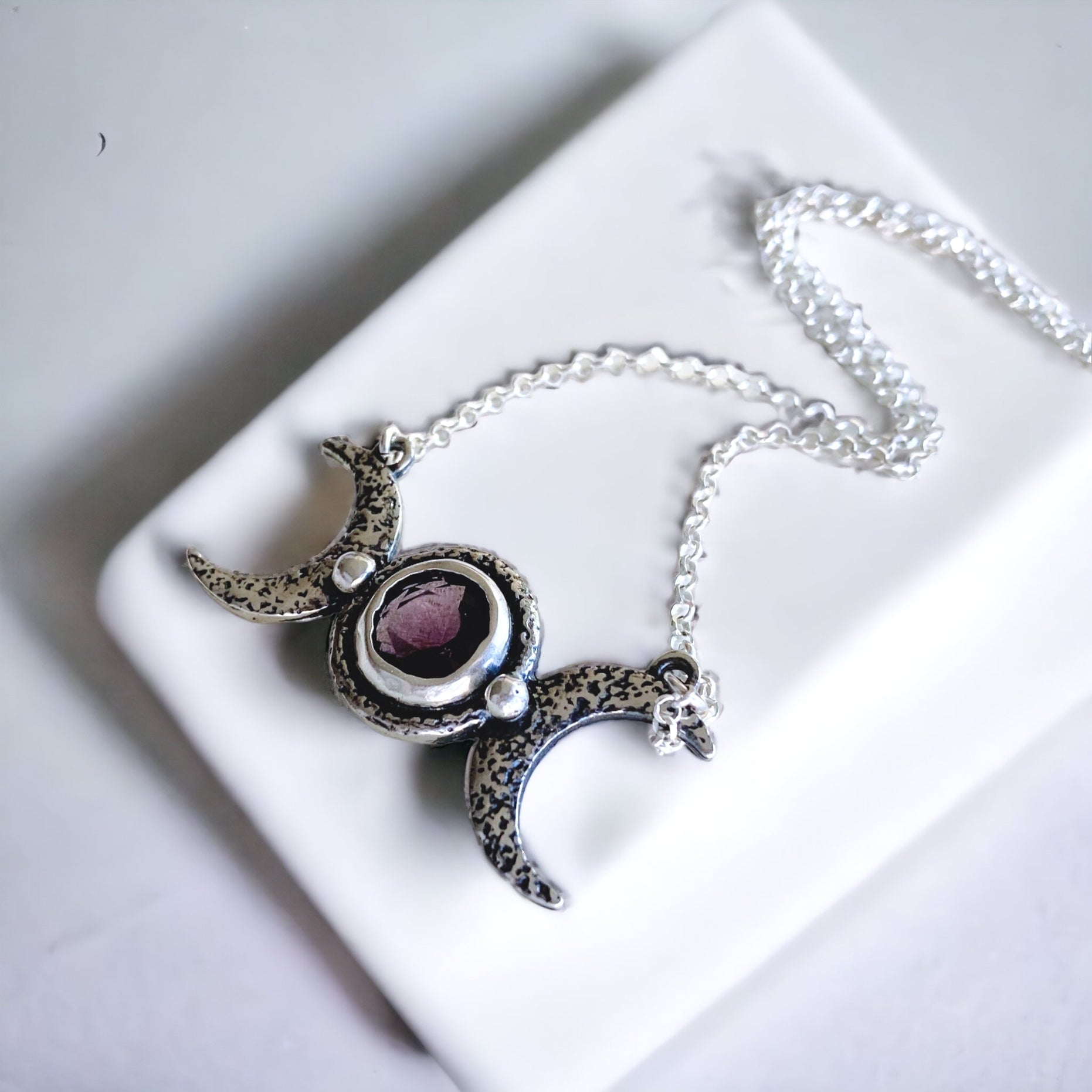 Collar Hecate Amatista Fasetada