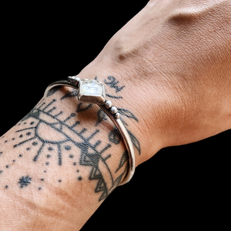 Esclava Aura Topacio Blanco