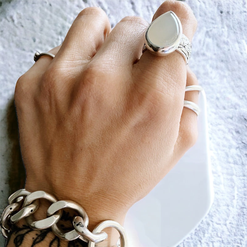 Anillo Flamenco Gota Ágata blanca