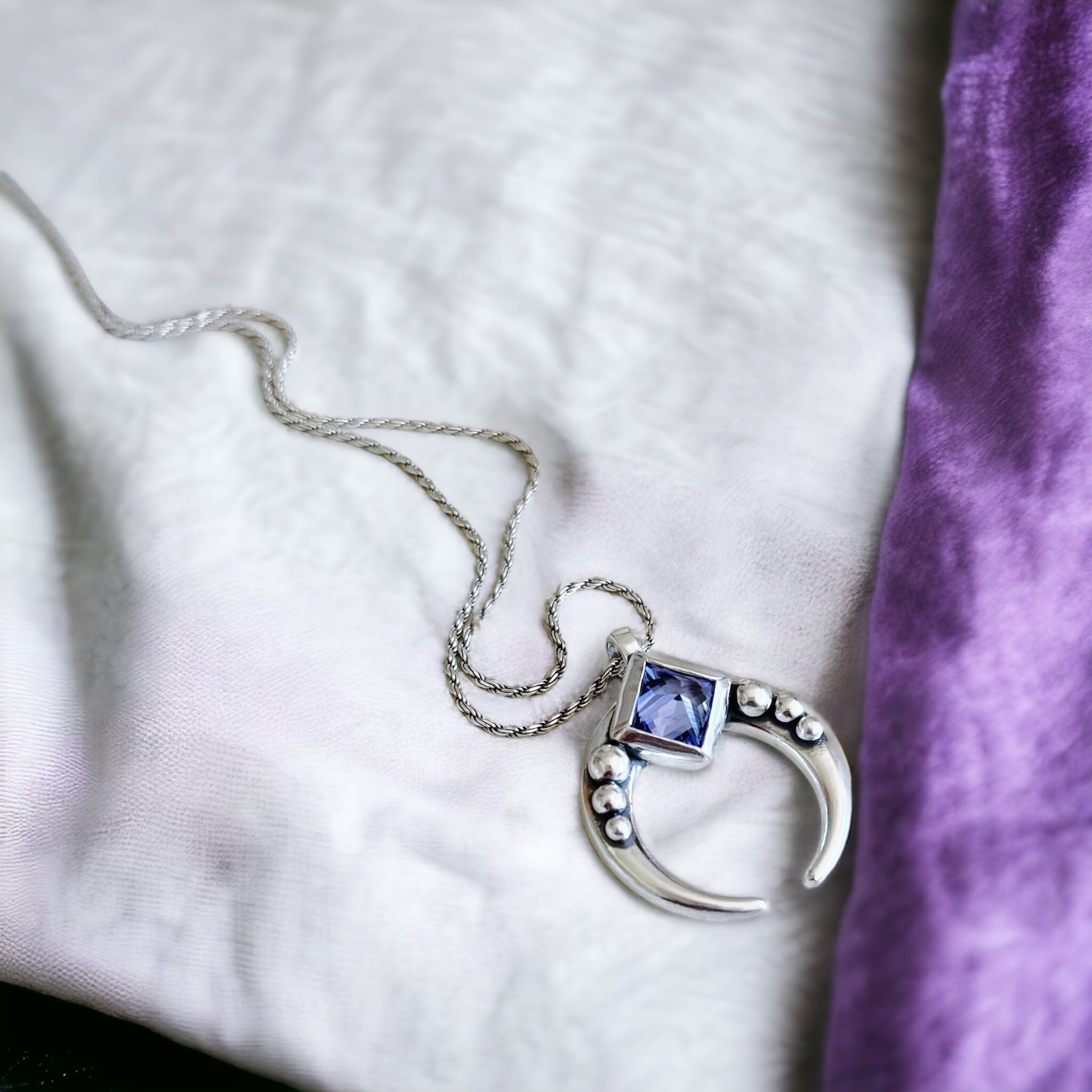 Colgante Astado Rombo Tanzanita- PREVENTA