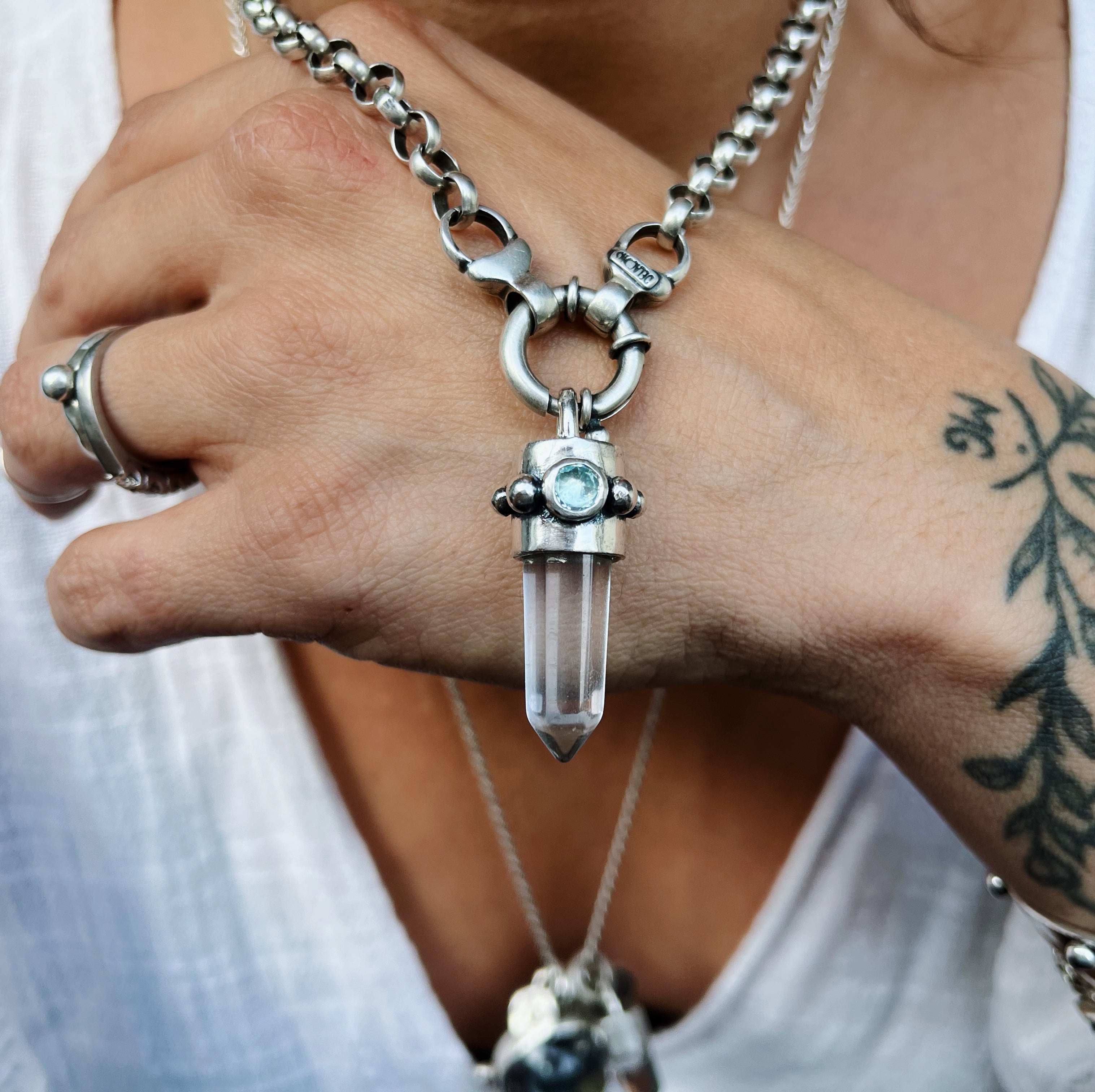 Colgante Punta Cuarzo / Varias Piedras