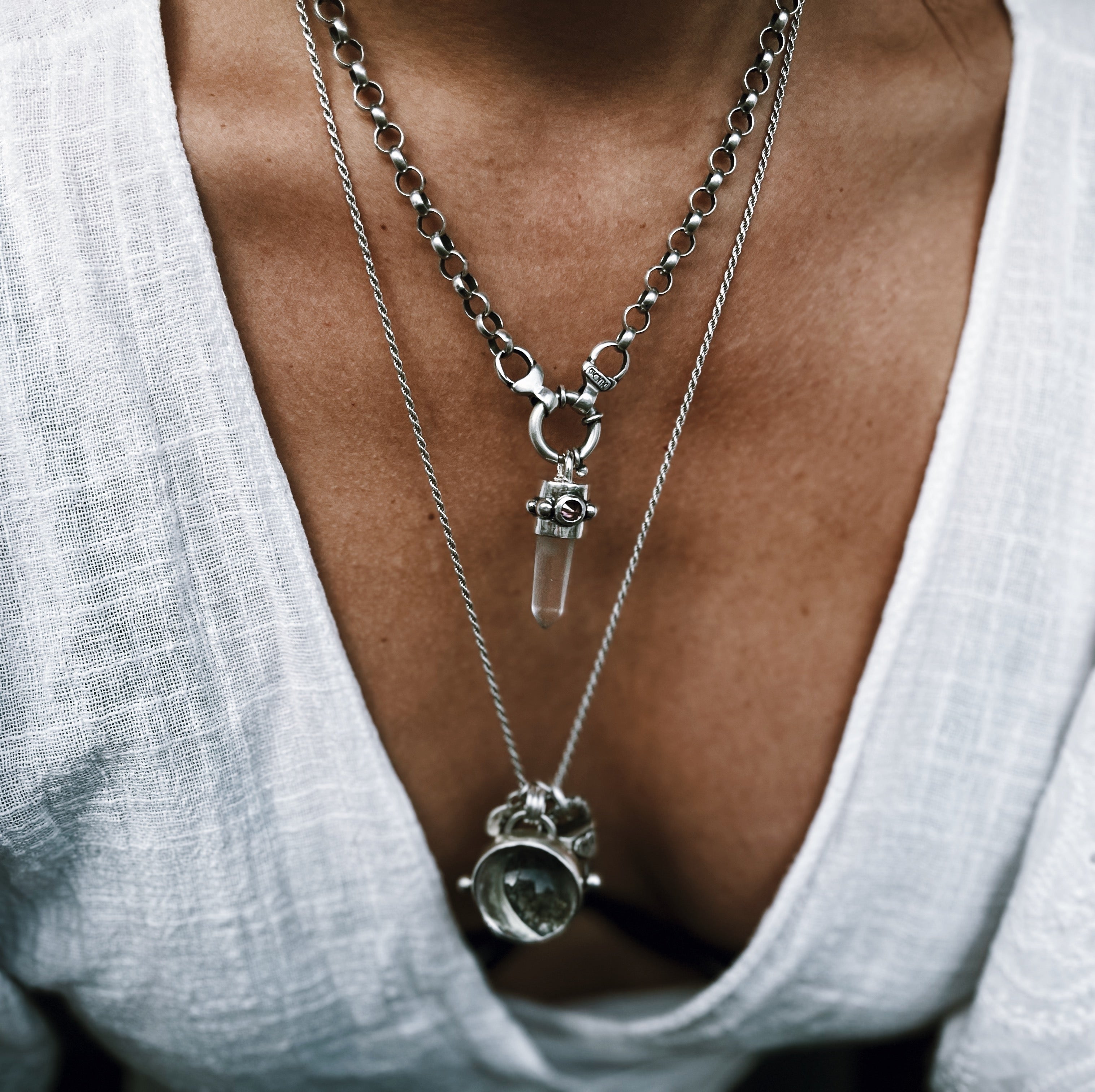 Colgante Punta Cuarzo / Varias Piedras