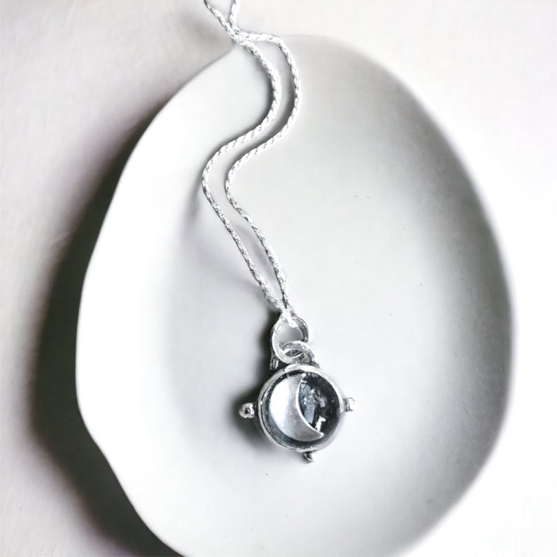 Colgante Media Lunita Caleidoscopio - PRE ORDER