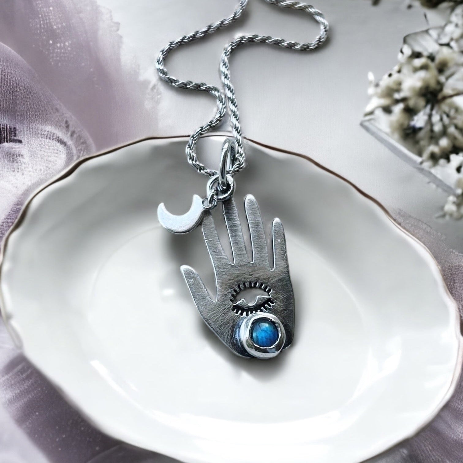 Collar Mystical Lucky Hand