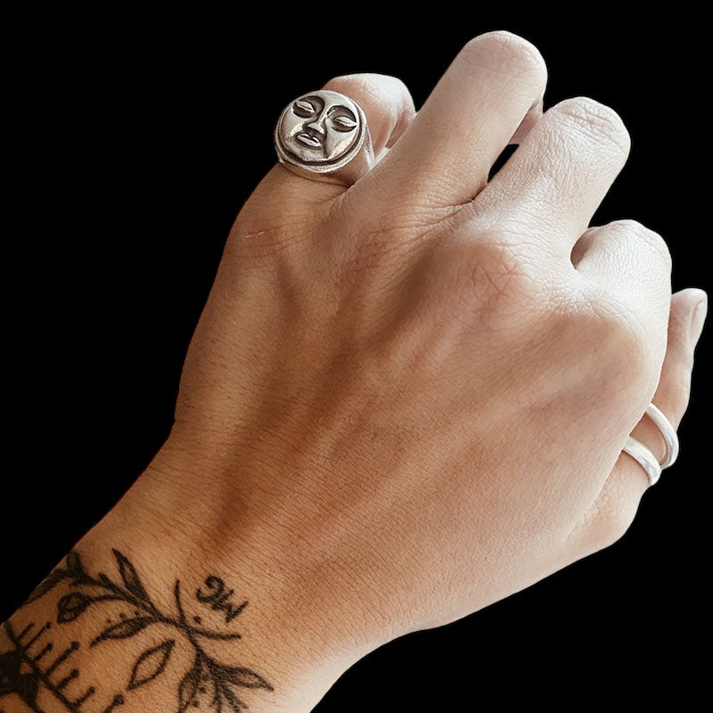 Anillo Sello Moonface