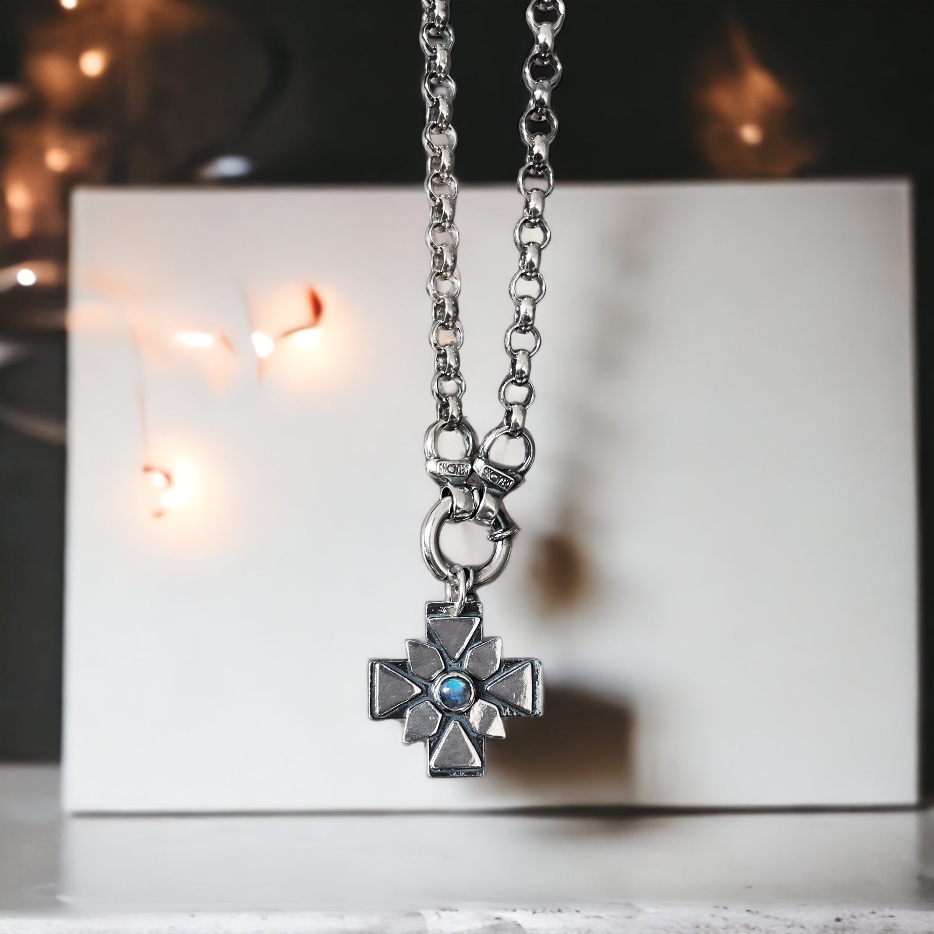 Colgante Cruz Triángulos