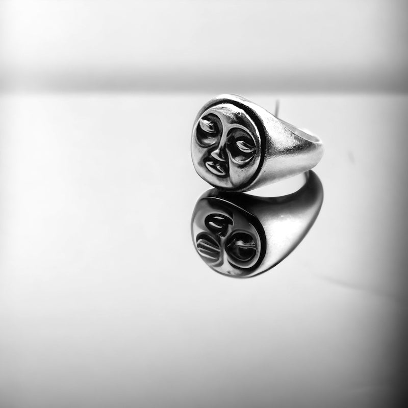 Anillo Sello Moonface