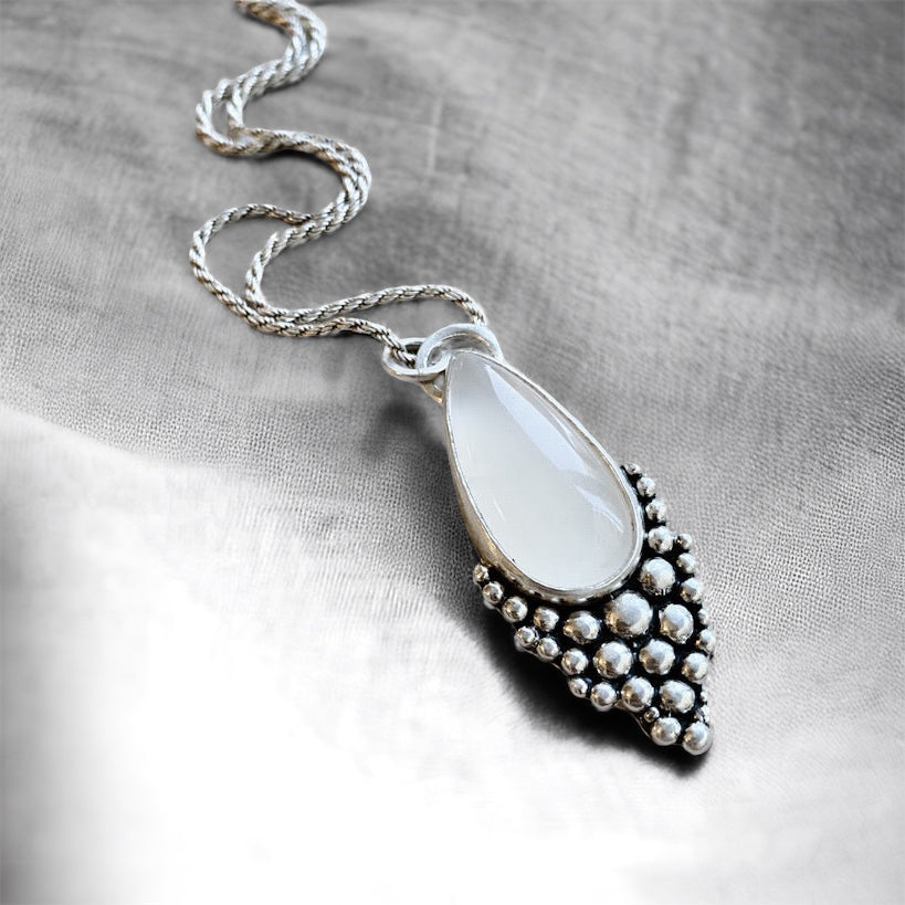 Colgante Gota Empelotada Ágata XL - Blanca - PREVENTA