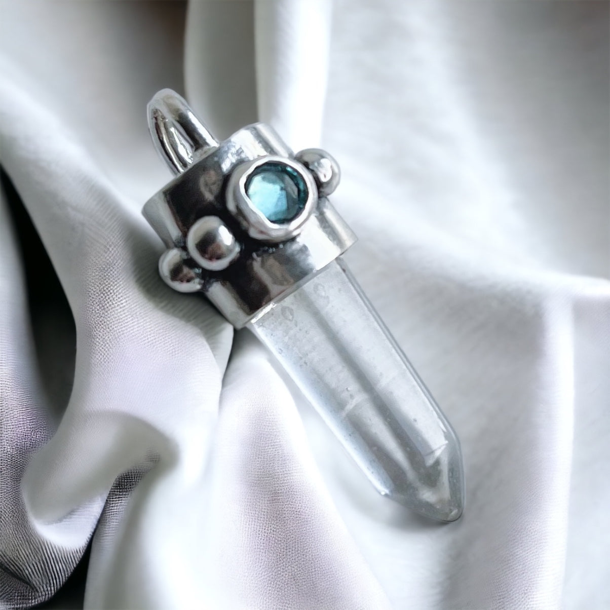 Colgante Punta Cuarzo / Varias Piedras