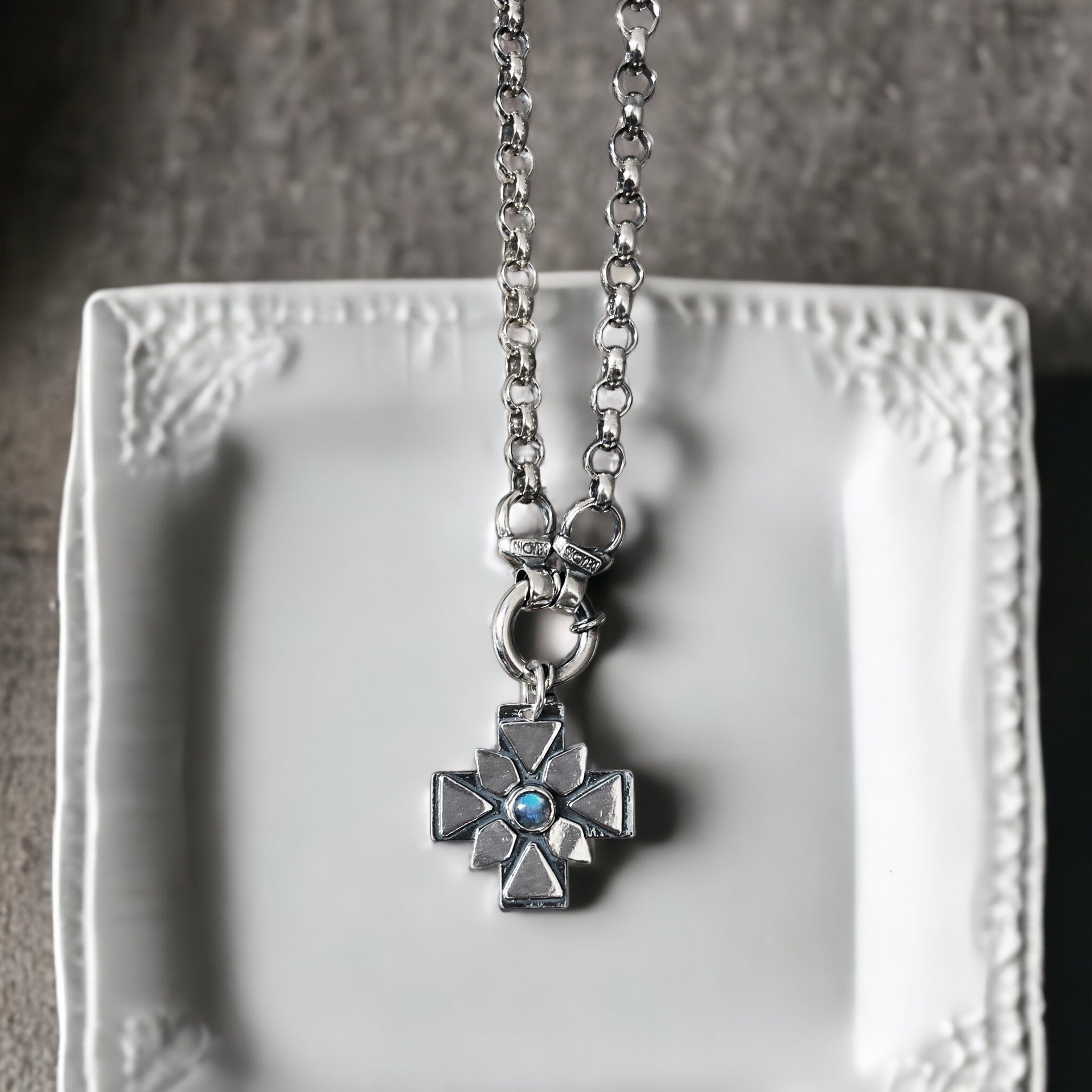 Colgante Cruz Triángulos