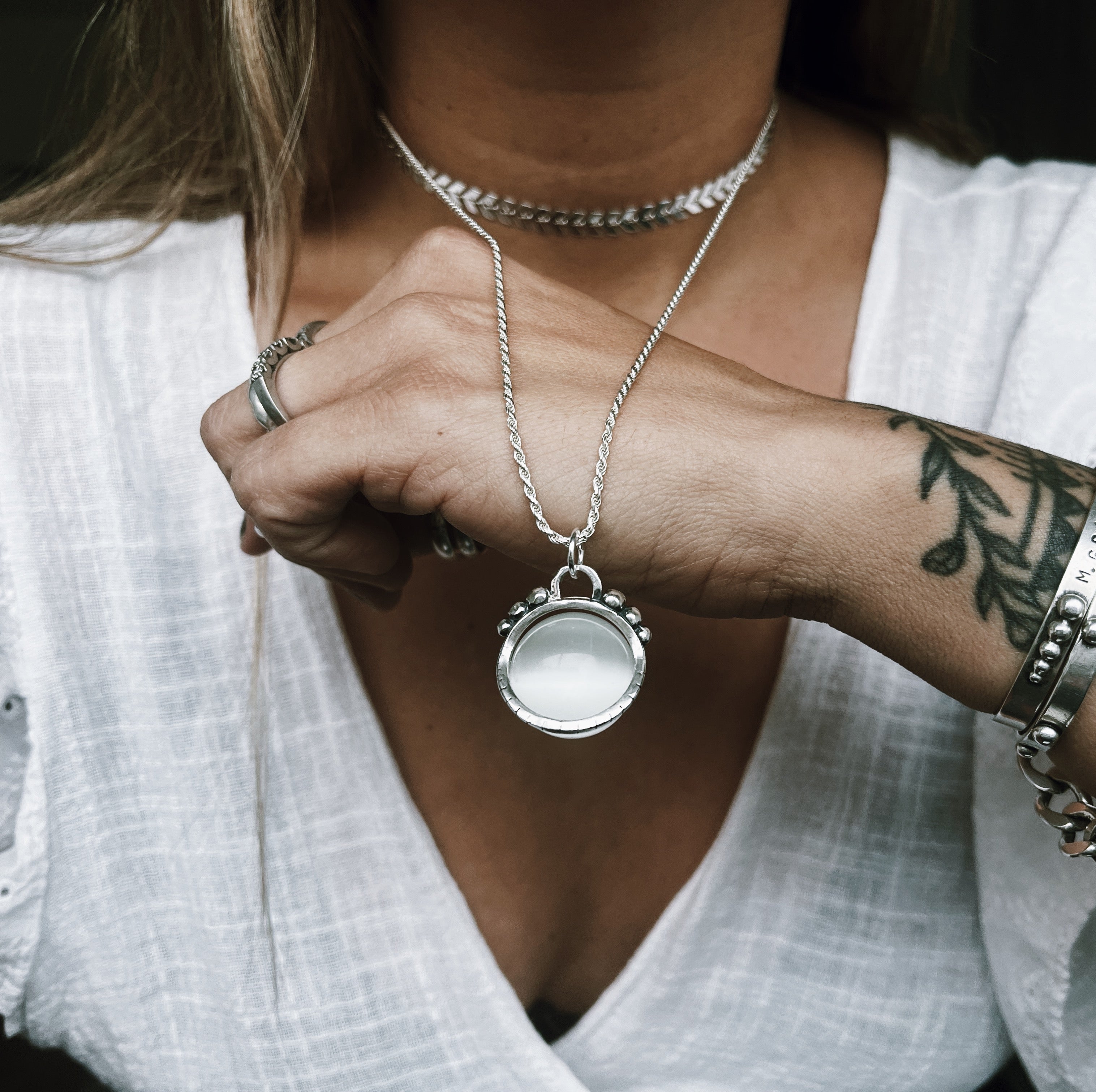 Colgante Halo M Clasico Antiestress Ojo de Tigre blanco