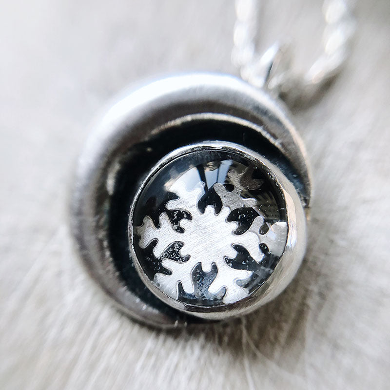 Colgante Medalla Eclipse Copito