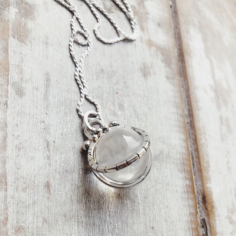 Colgante Halo Clasico Antiestress Cuarzo Transparente "S"