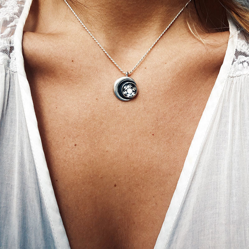 Colgante Medalla Eclipse Copito