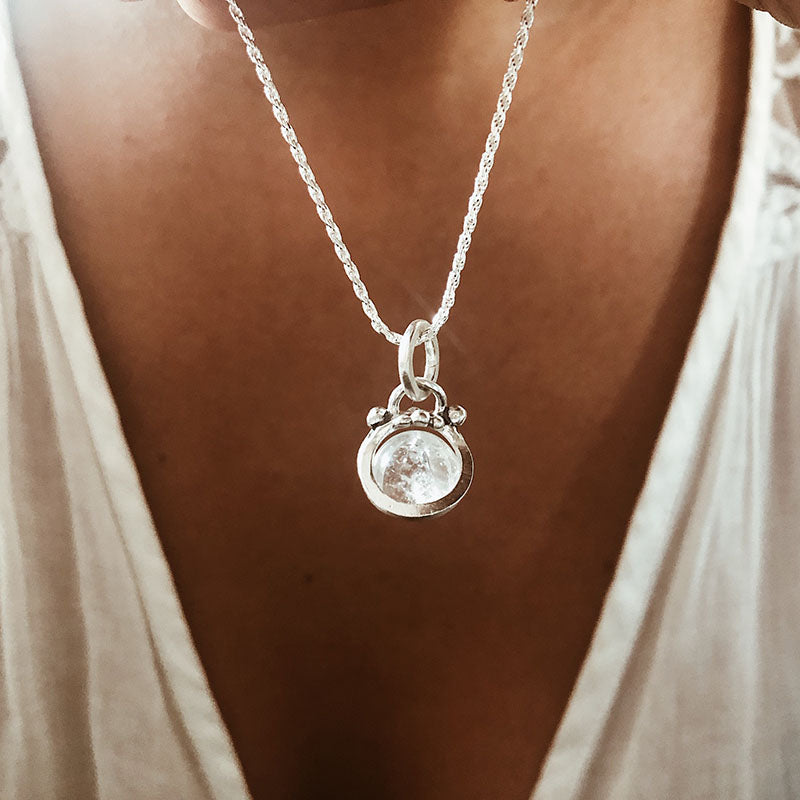 Collar Mini Halo Antiestress "L” Tres pelotitas - Varias Piedras