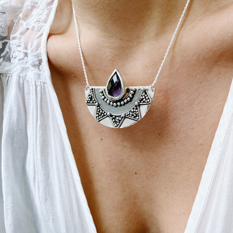 Colgante Tumi Purple Rain - PREVENTA