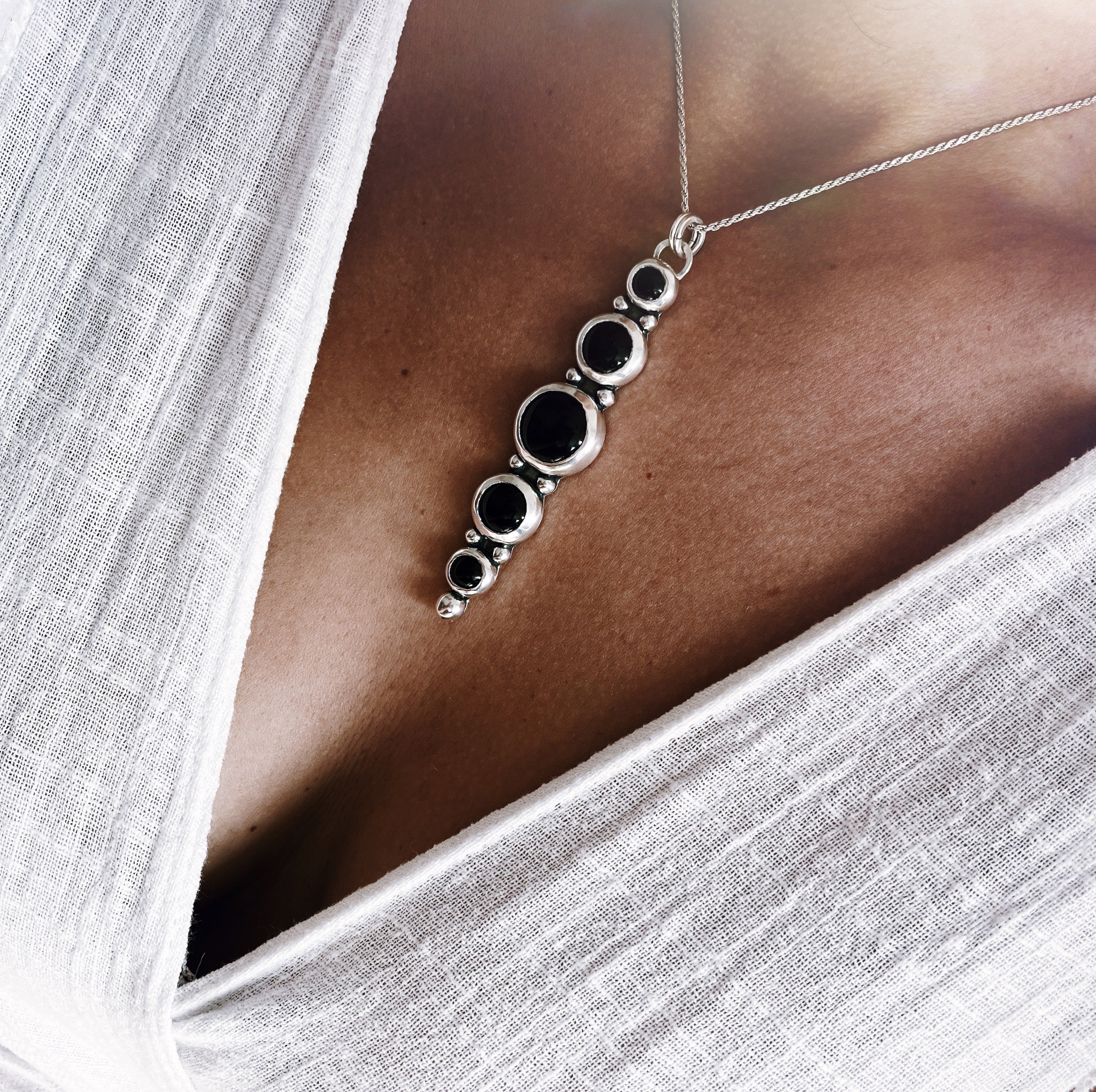 Collar Interestelar Black Onix - PREVENTA