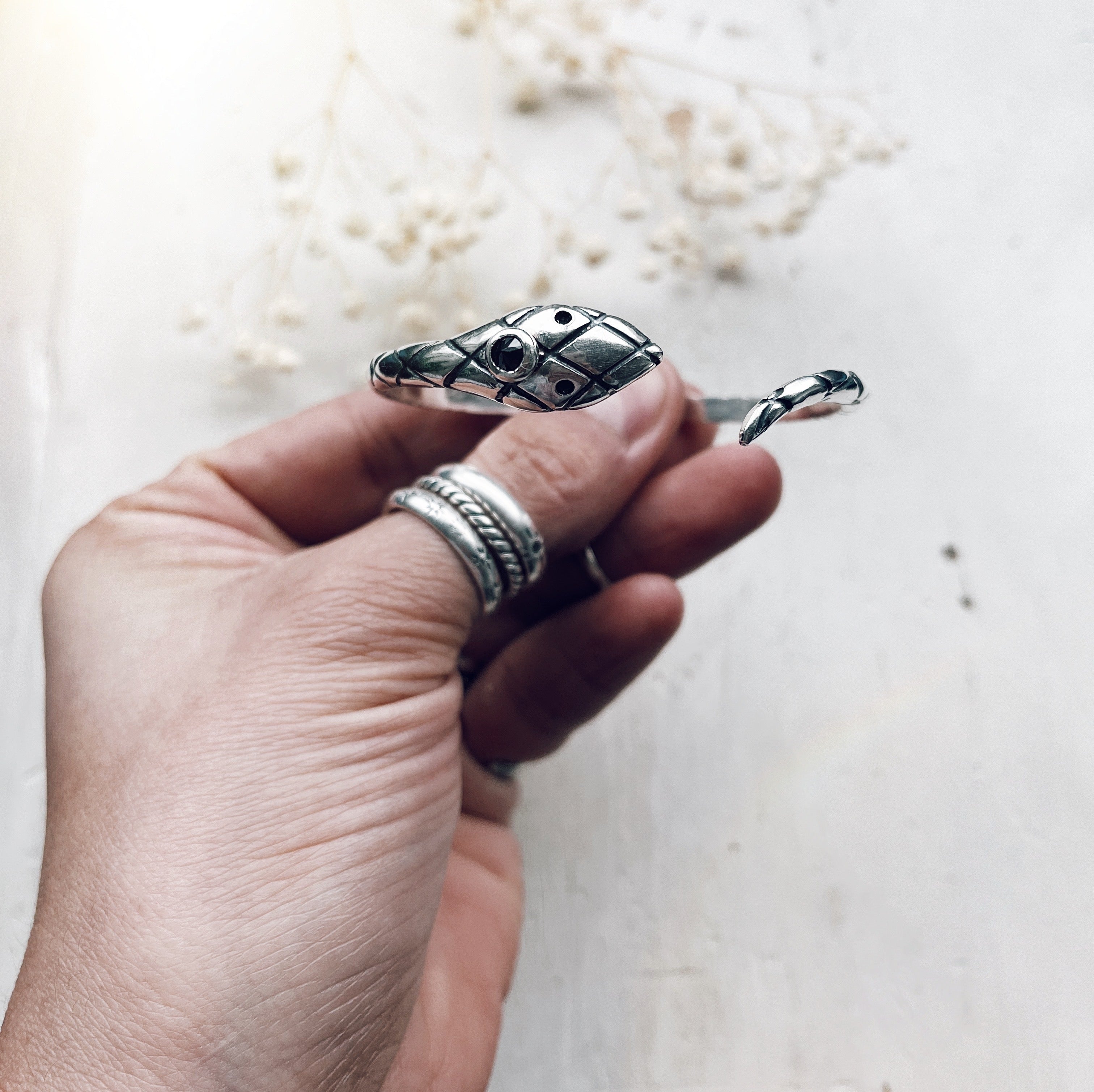 Esclava Serpiente Tercer ojo / distintas piedras - PREVENTA