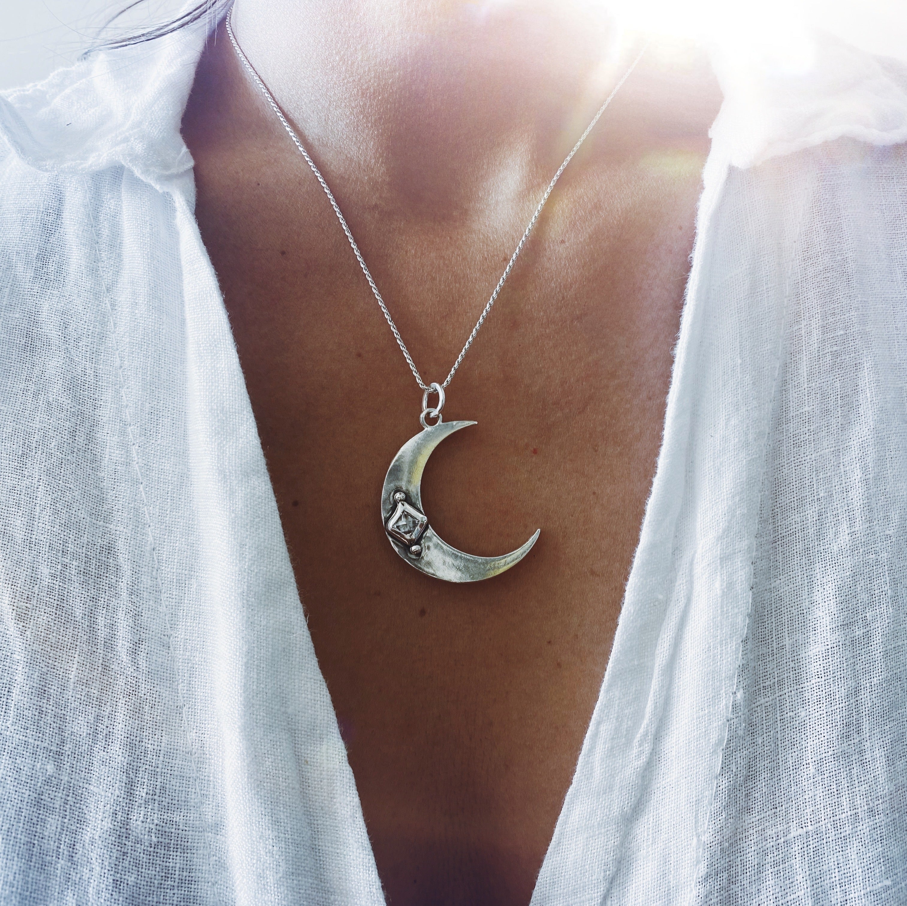 Colgante New White Moon - PREVENTA