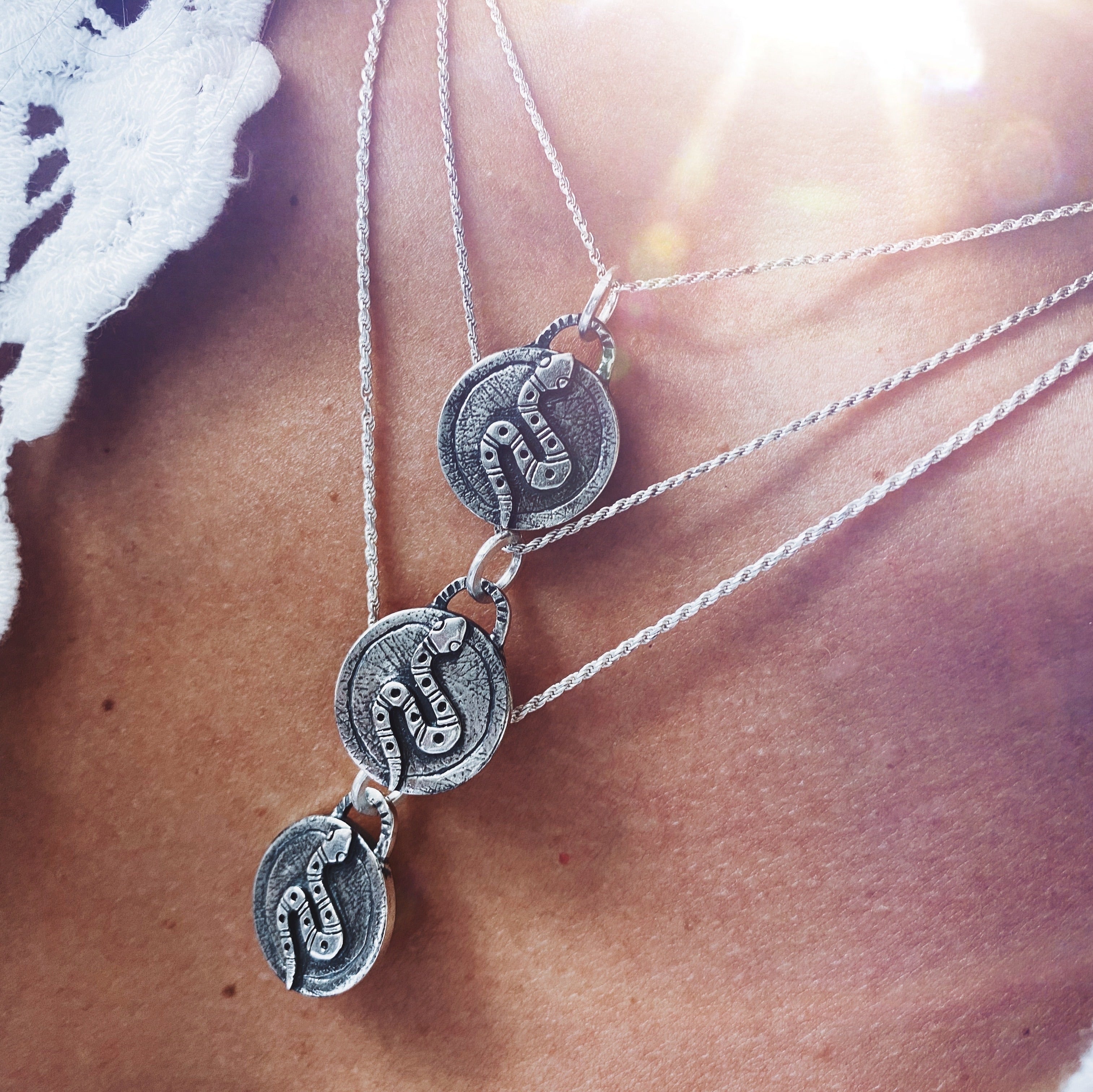 Colgante Medalla Serpiente