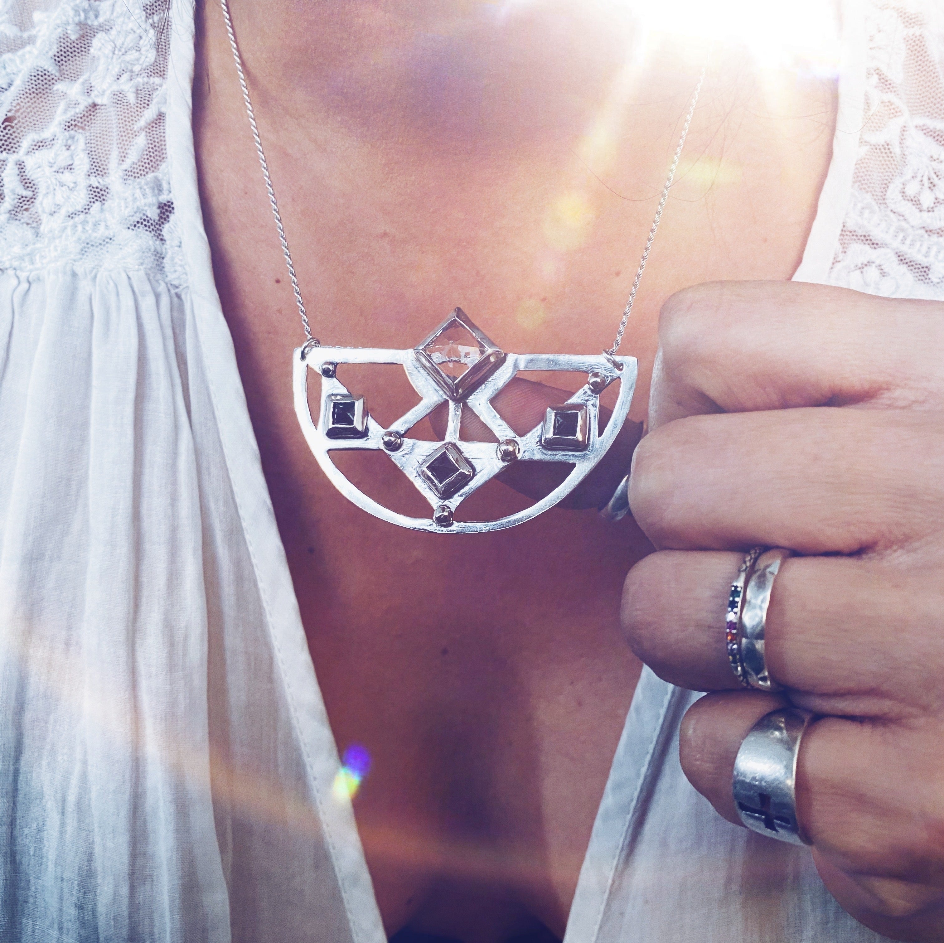 Colgante Egipcio Rombos cuarzo y Onix