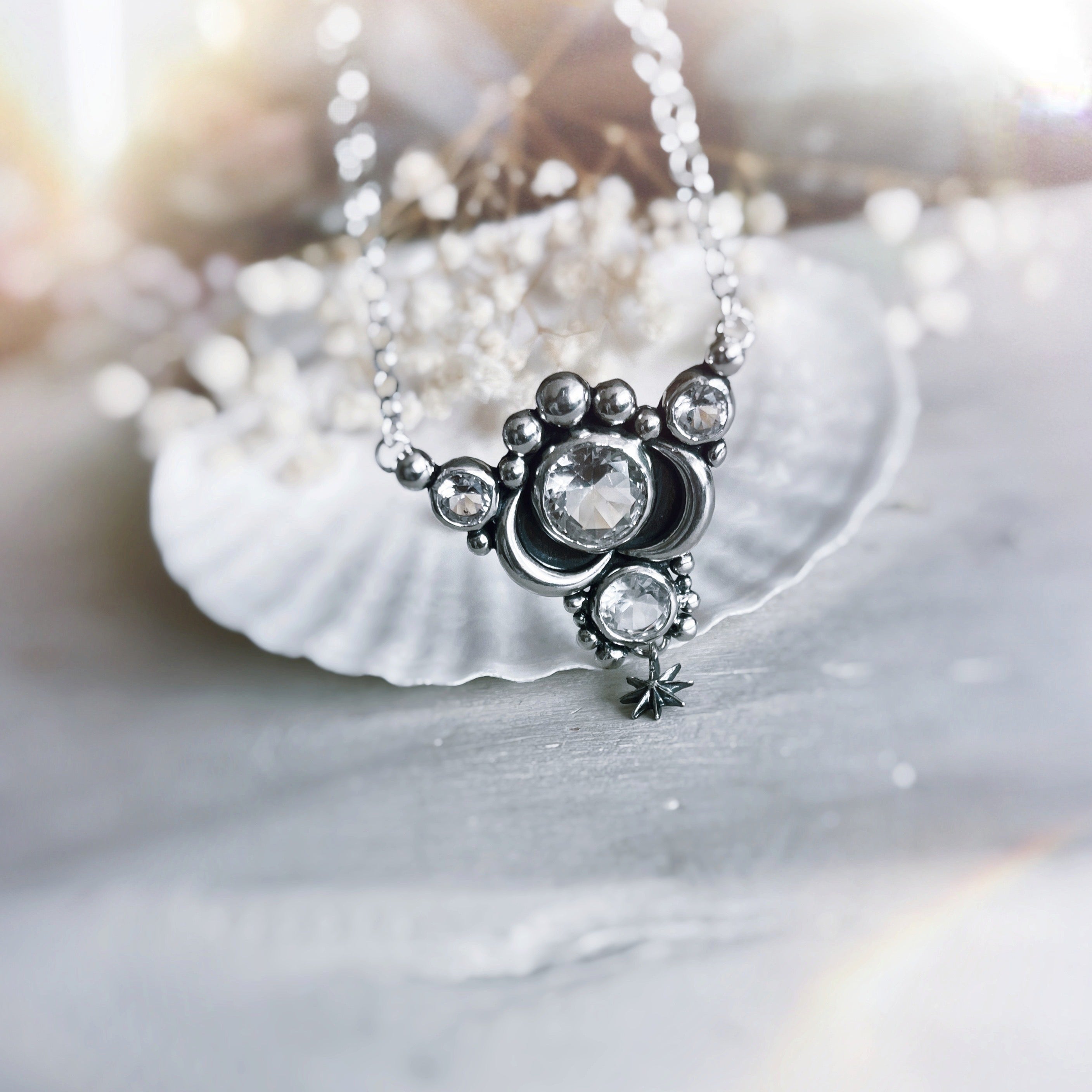 Collar Sailor Moon / Pure White - PREVENTA