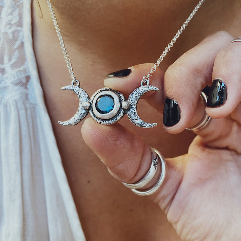 Collar Hecate Topacio London Blue