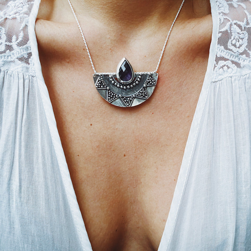 Colgante Tumi Purple Rain - PREVENTA