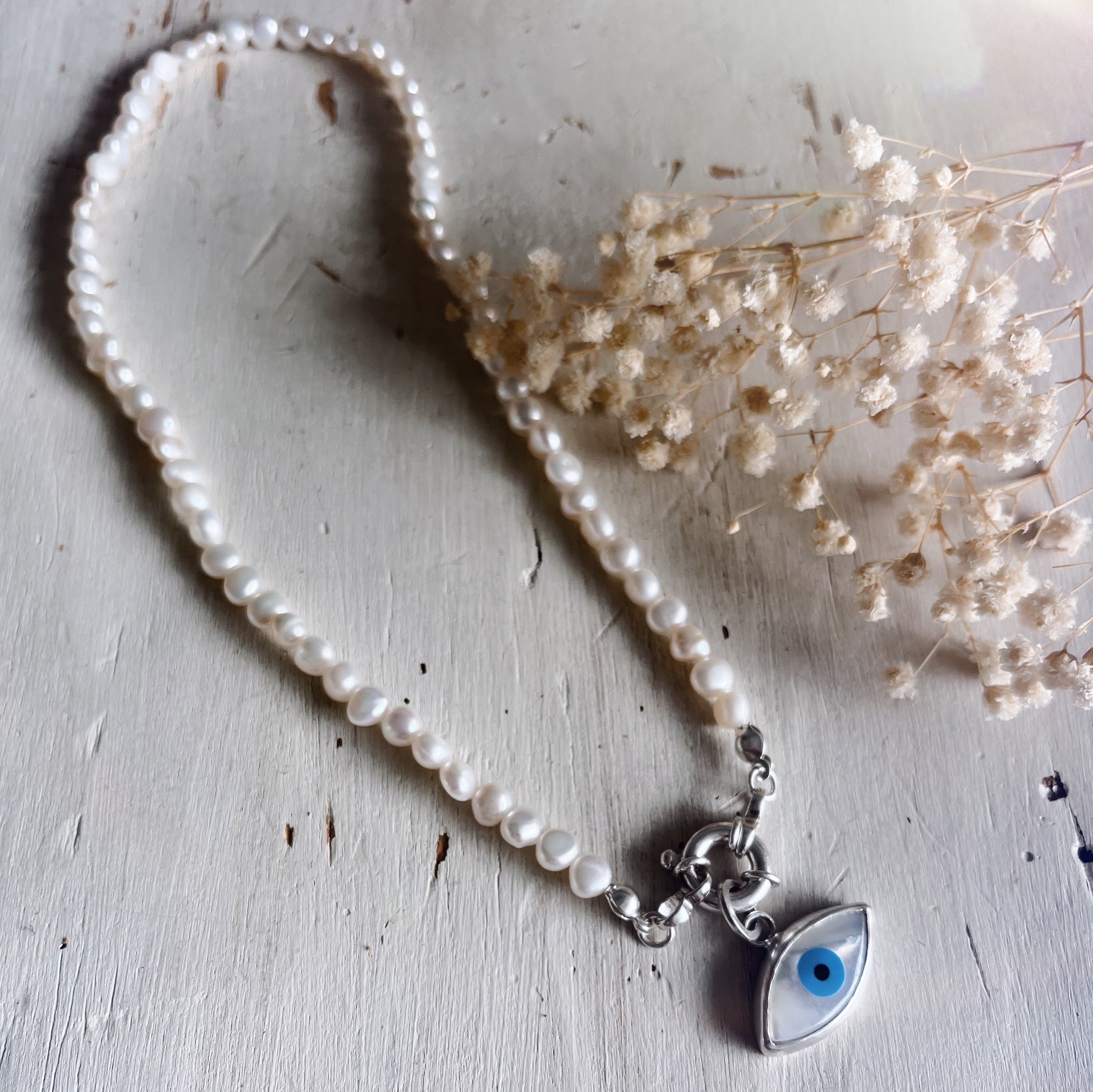 Collar Nazar