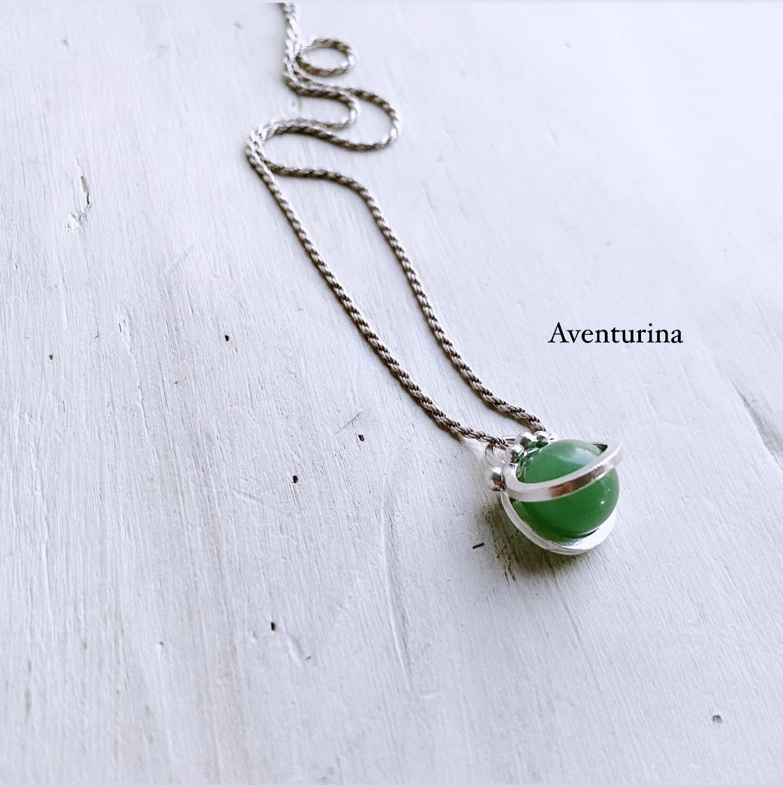 Collar Mini Halo Antiestress "L” Tres pelotitas - Varias Piedras