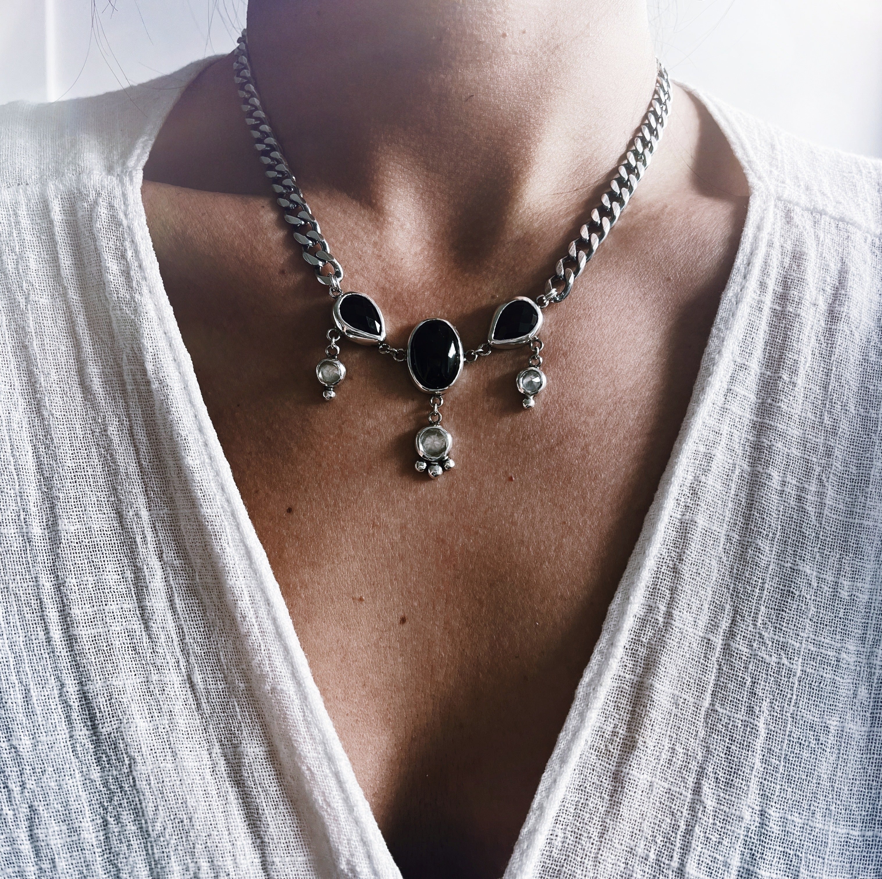 Collar Choker Cosette - B&W - PREVENTA