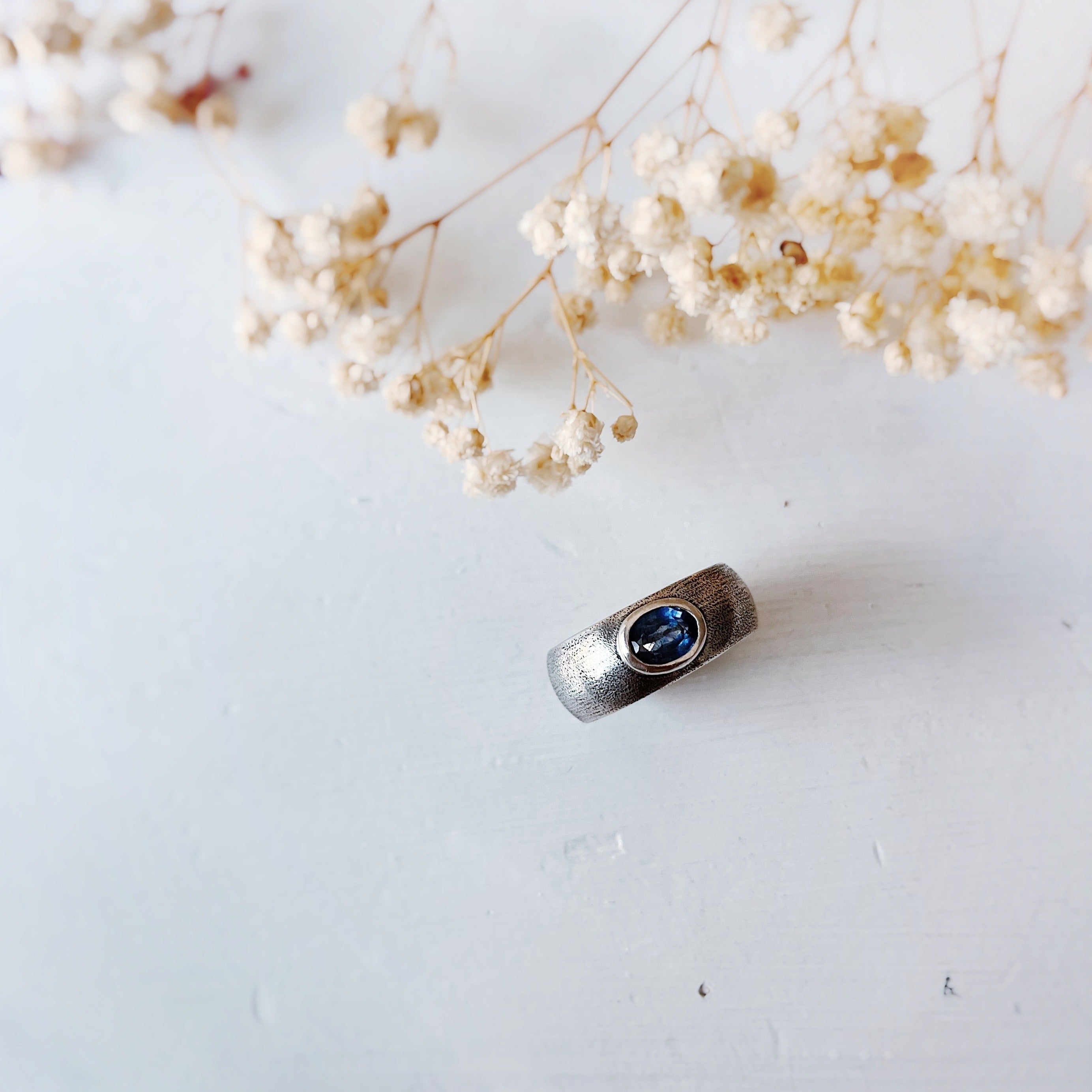 Anillo Colosso Cianita