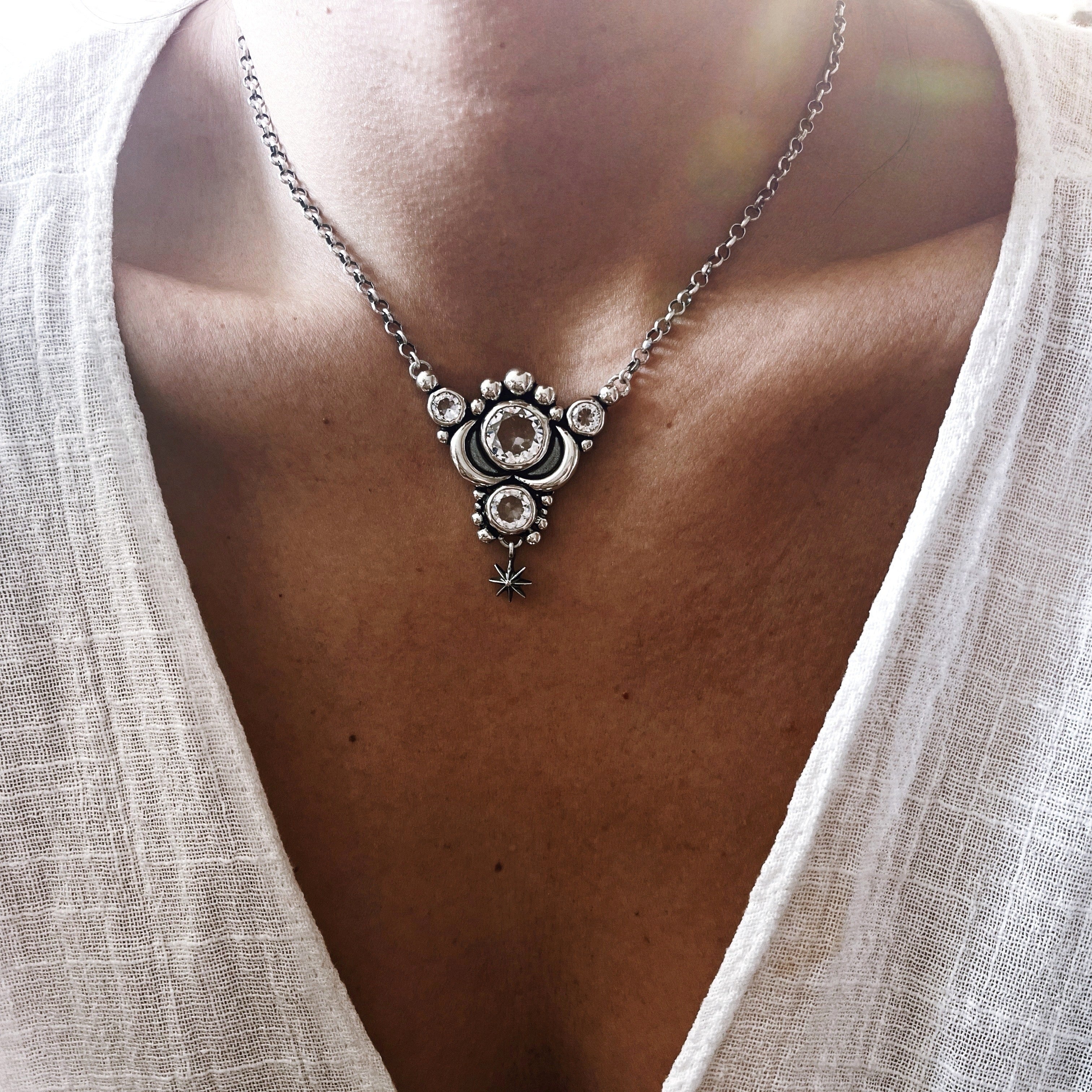 Collar Sailor Moon / Pure White - PREVENTA