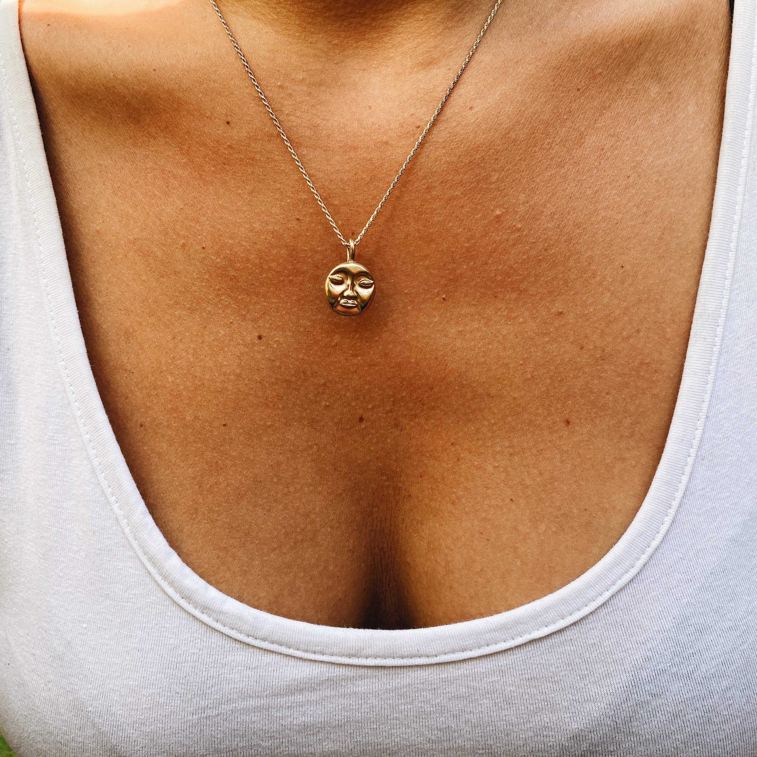 Collar Moonface Gold - PREVENTA