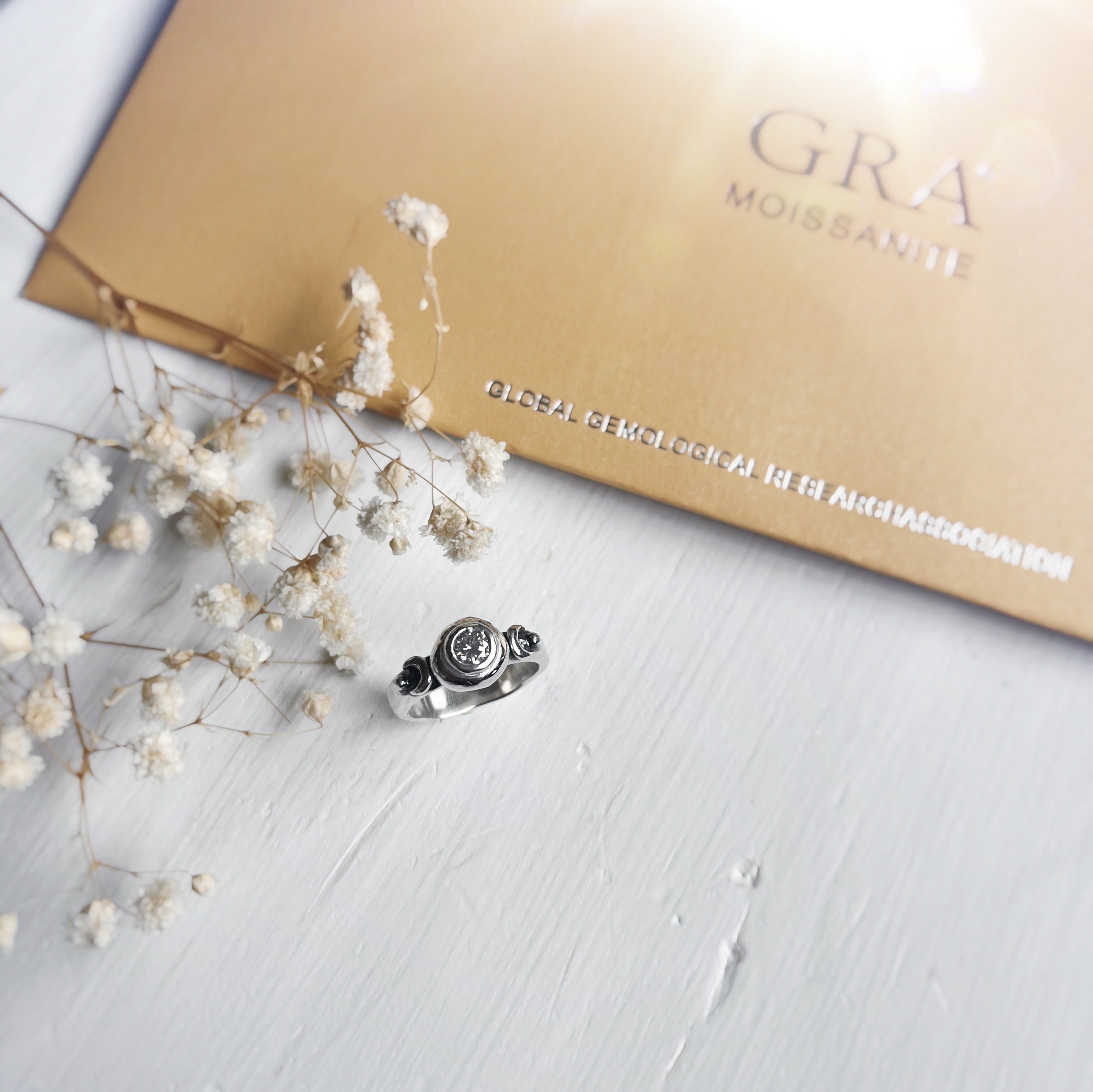 Anillo Selene Moissanita