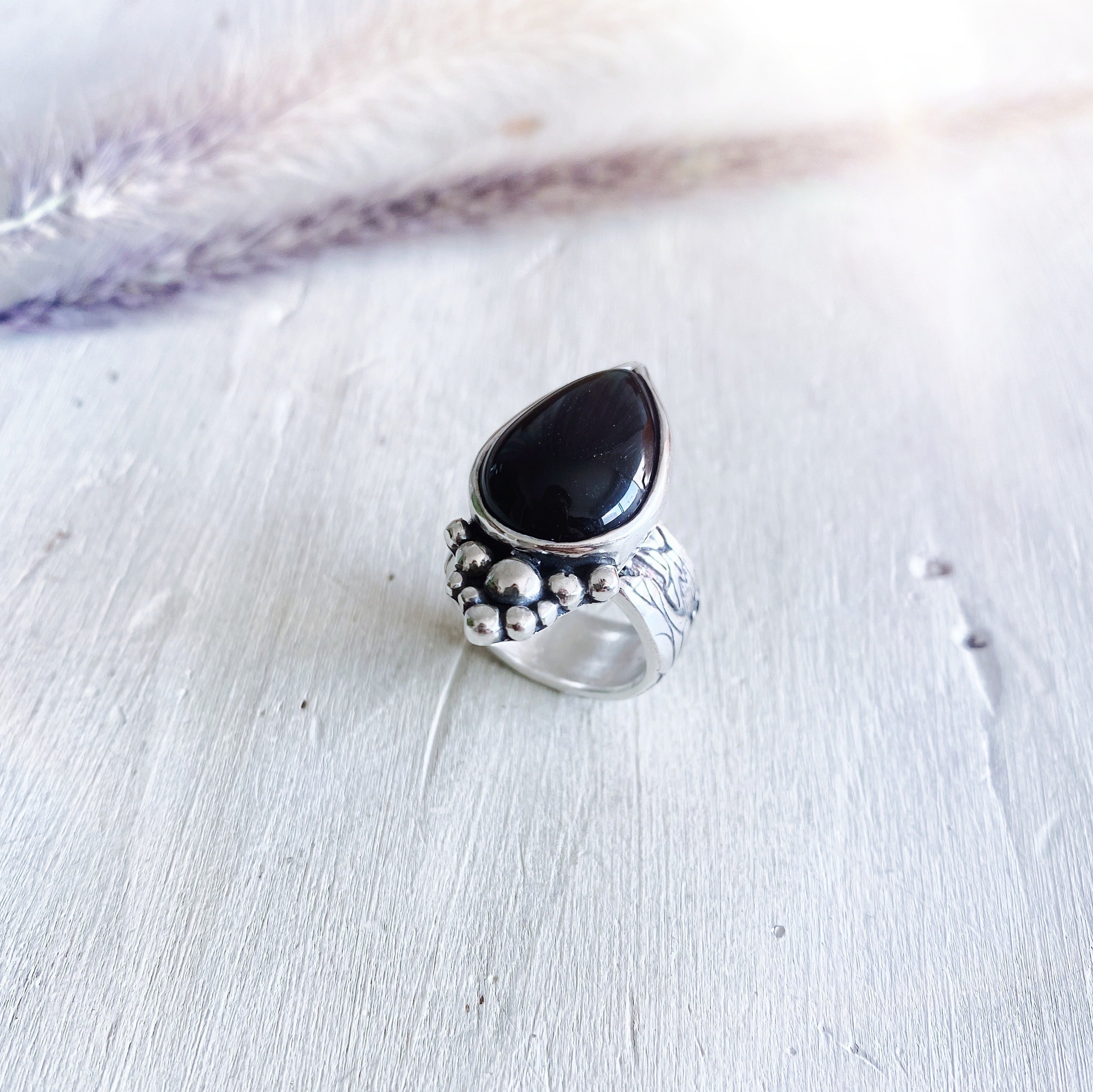 Anillo Flamenco Onix Gota Empelotada