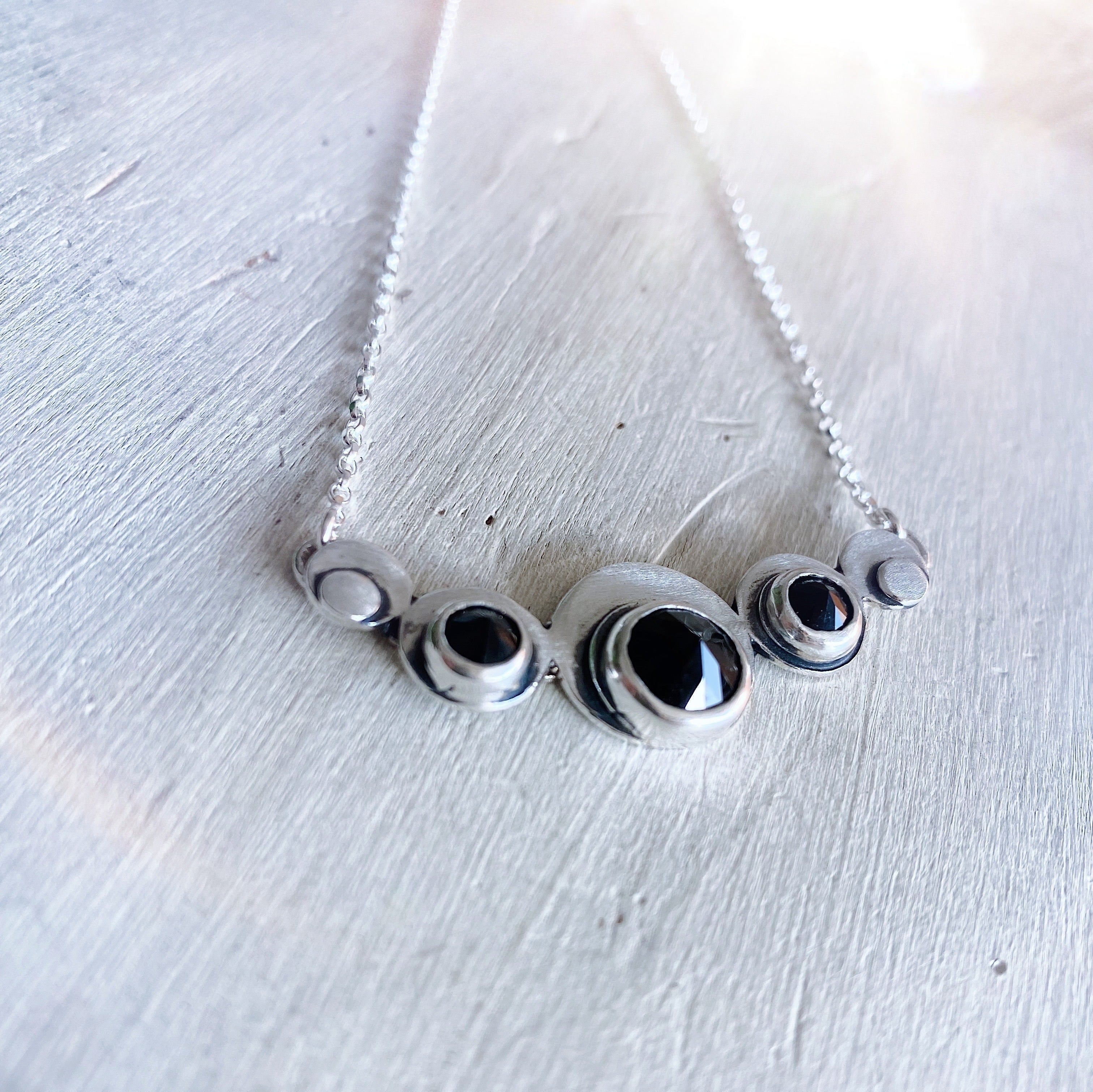 Collar Cosmogyral Onix Spike - PREVENTA