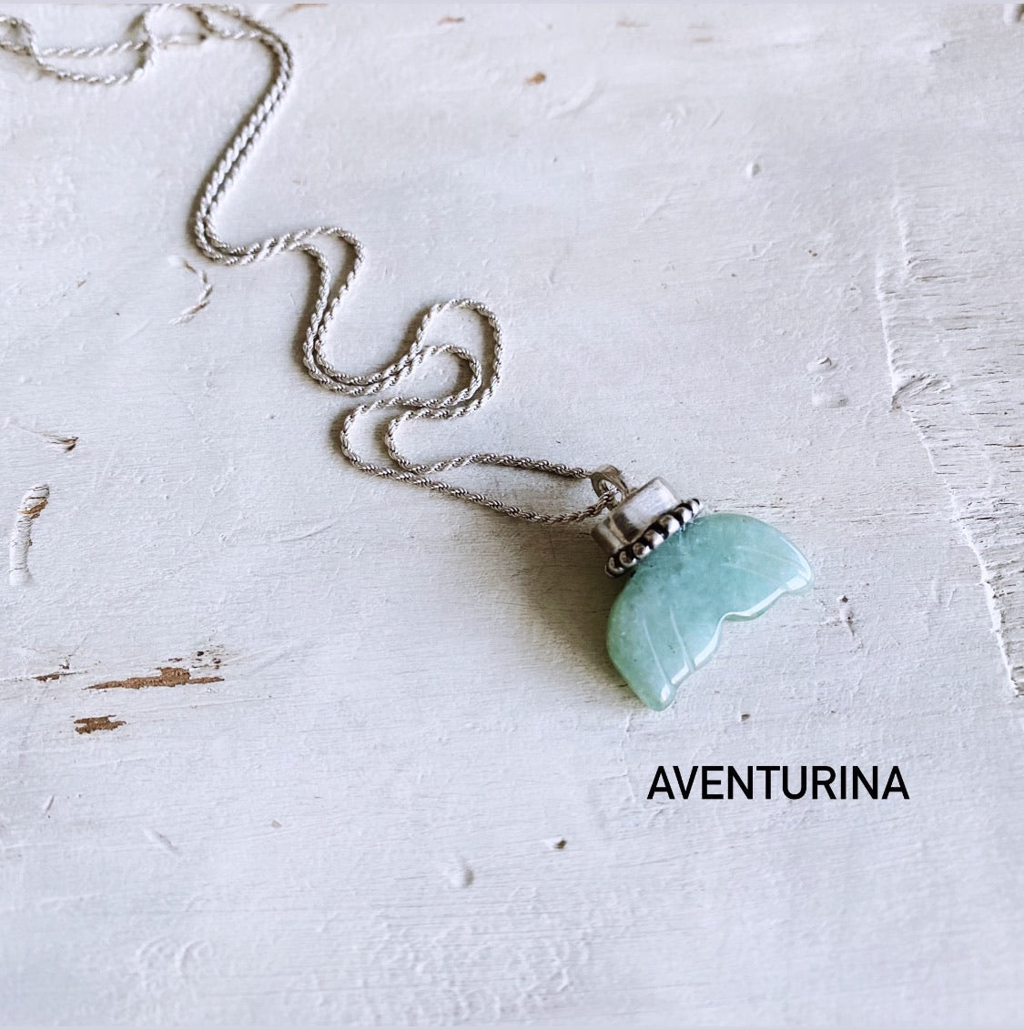 Colgante Cola de Ballena Varias Piedras