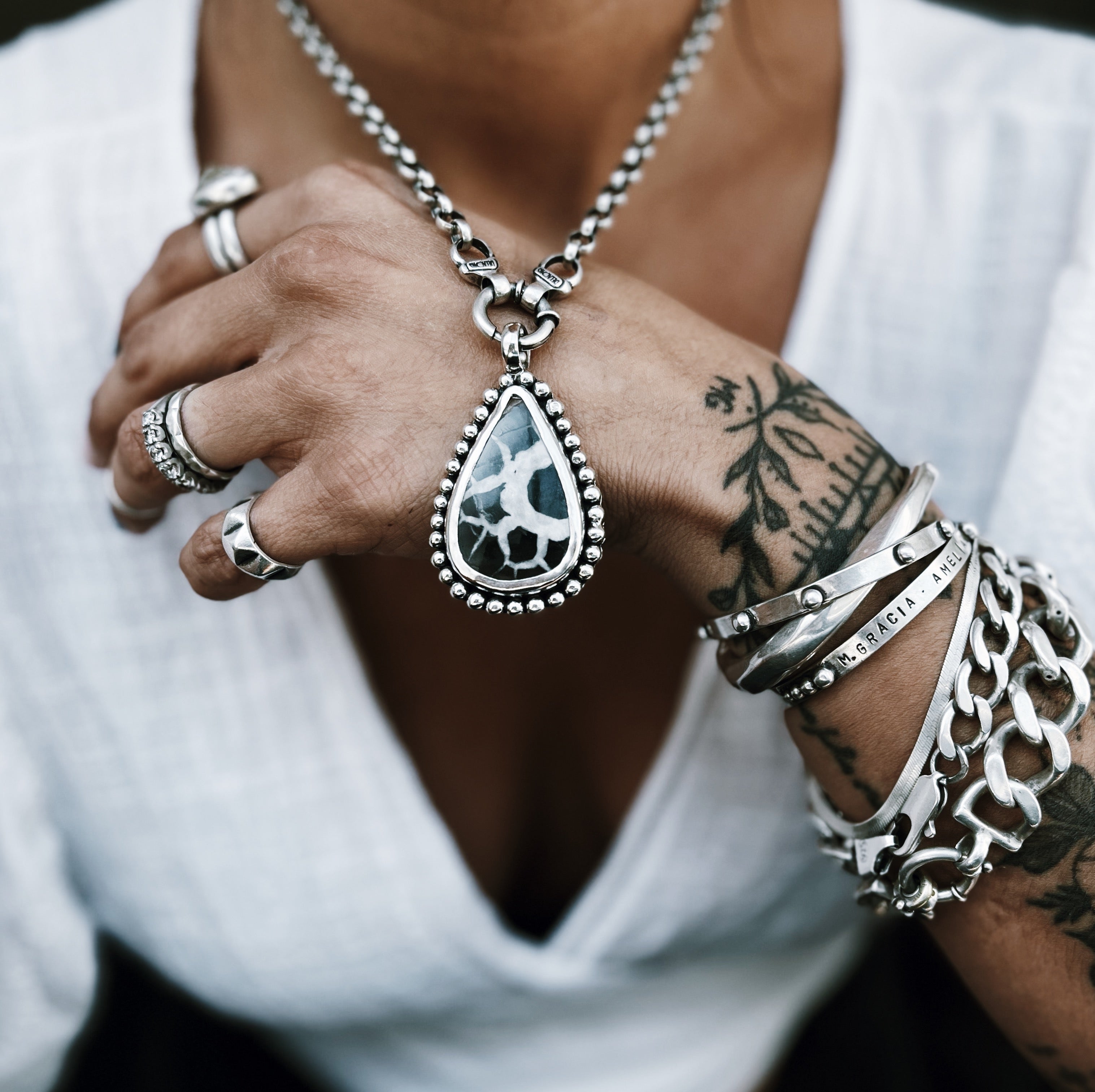 Colgante Dragón Septaria - Tienda Delacons Joyas