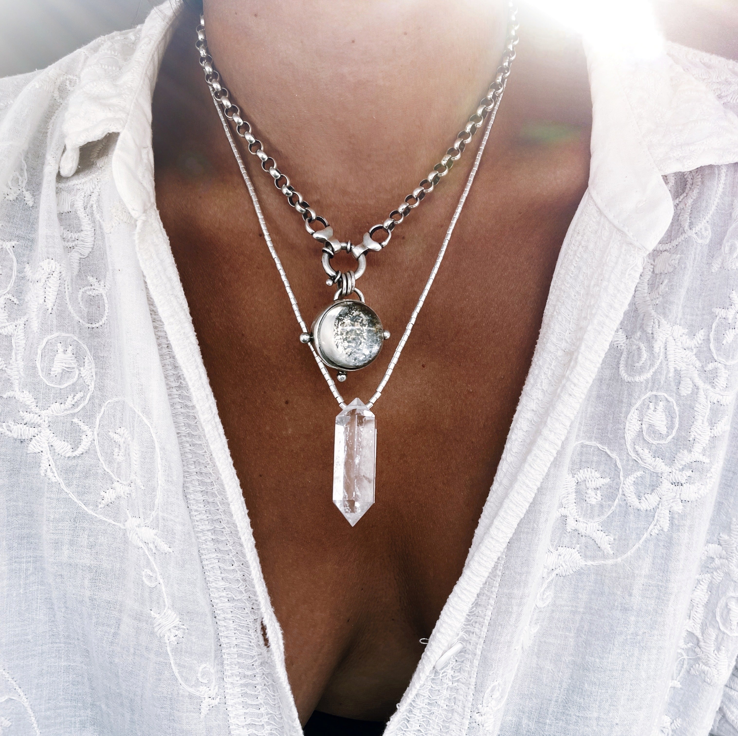 Collar Totem y mostacillas