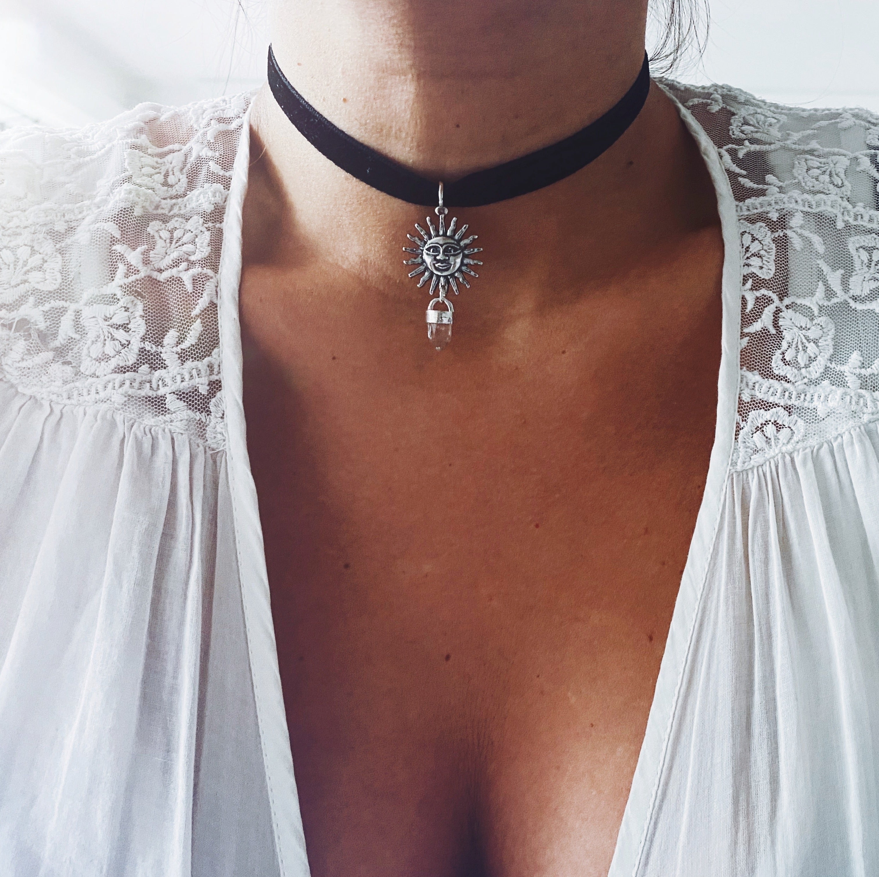 Choker Black Velvet “Matilda” + piedra a elección - PREVENTA