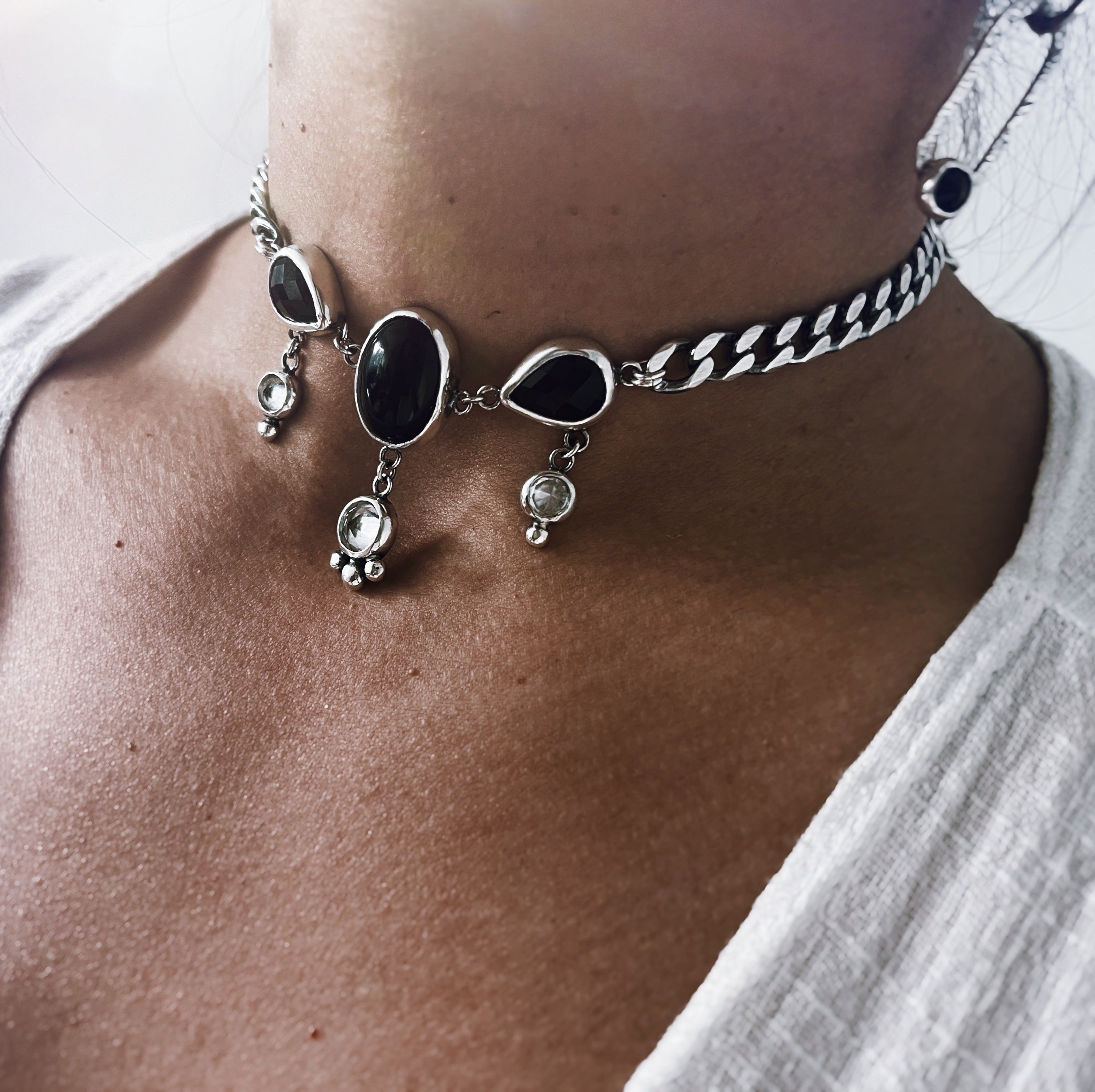 Collar Choker Cosette - B&W - PREVENTA