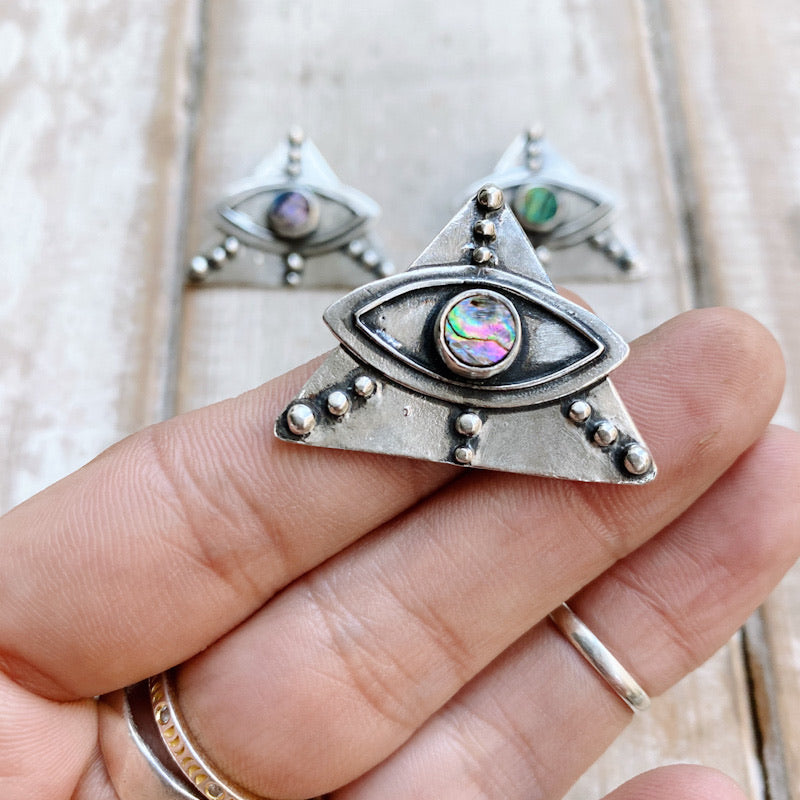 Colgante Triangulo Ojo Psicodelic Abalone