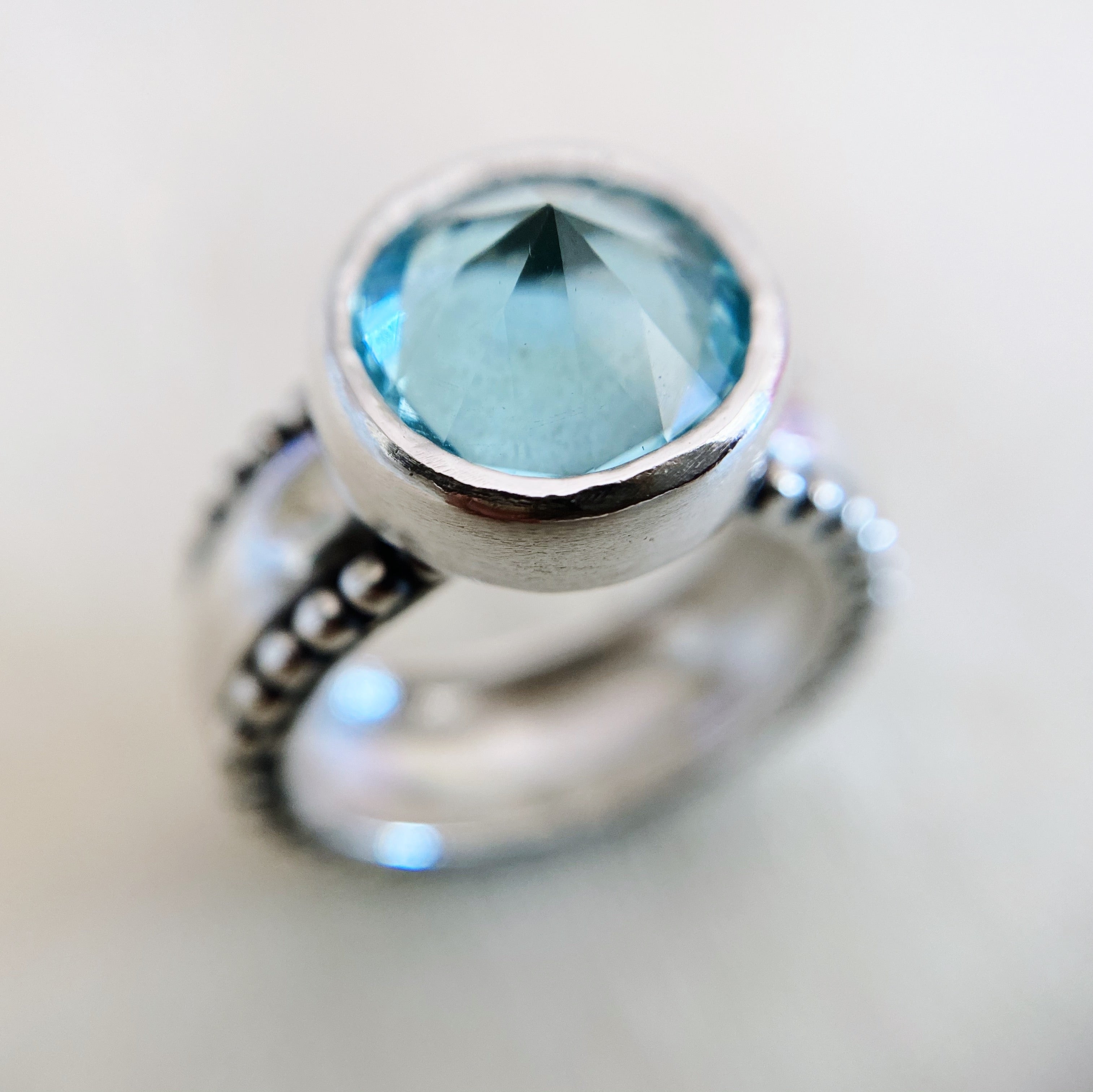 Anillo Lara