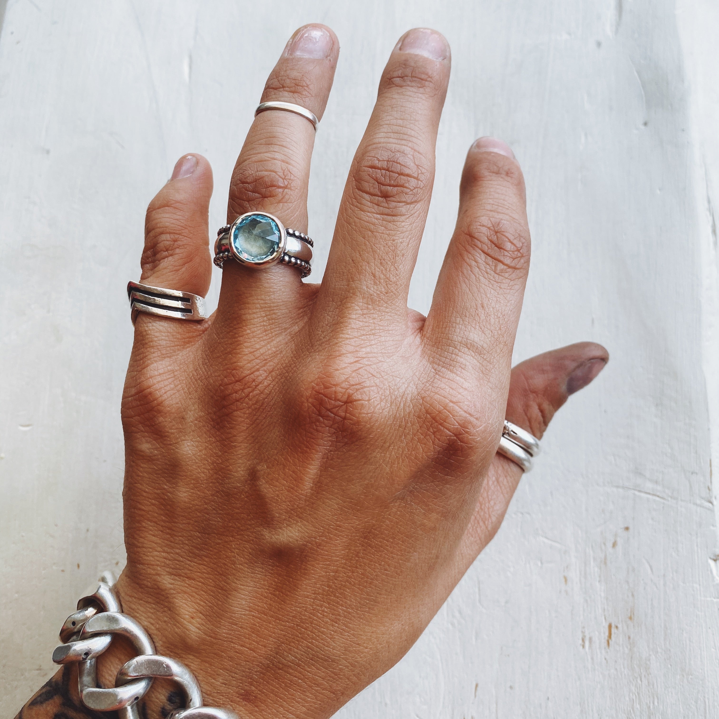 Anillo Lara