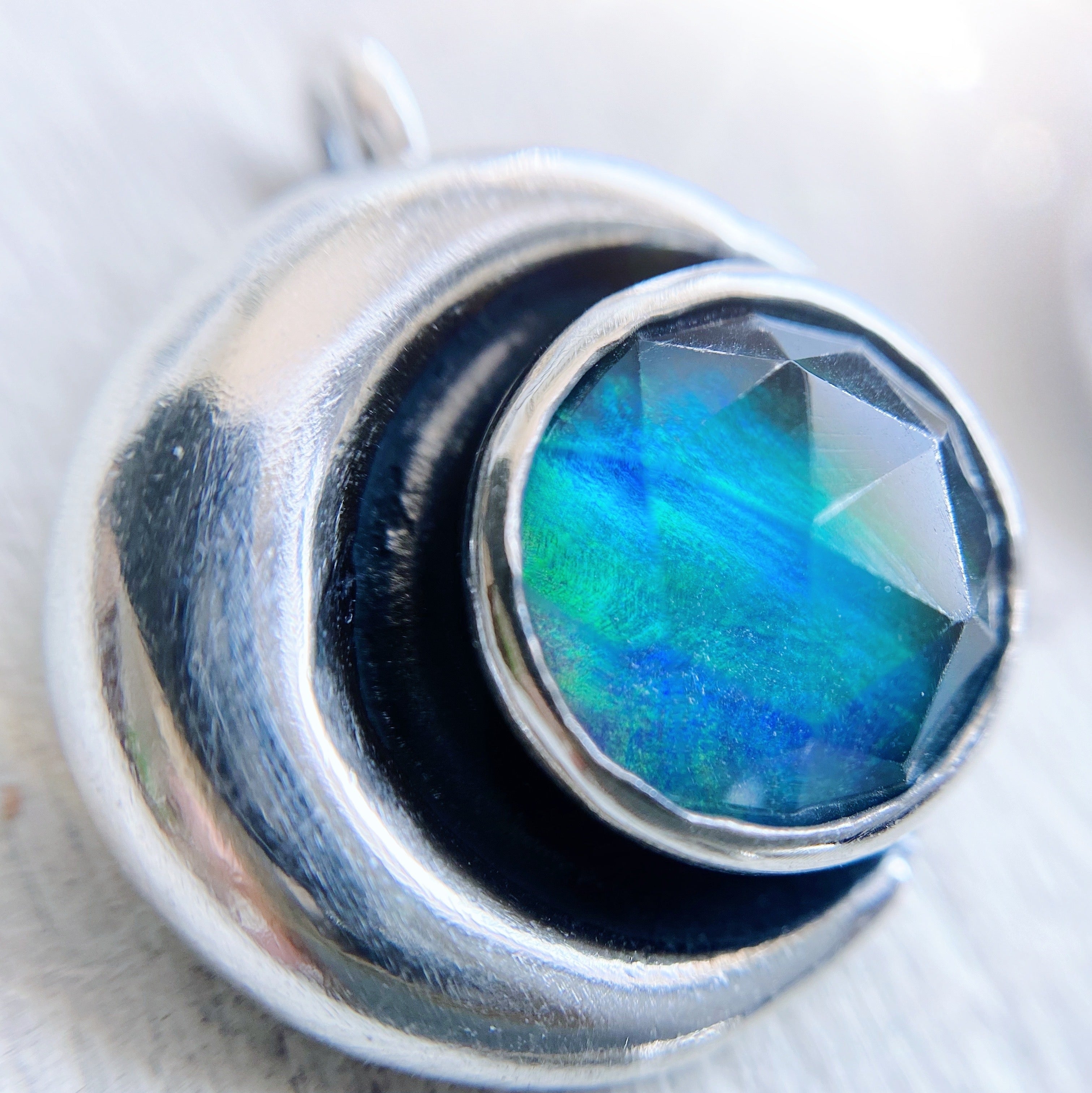 Colgante Medalla Eclipse Boreal