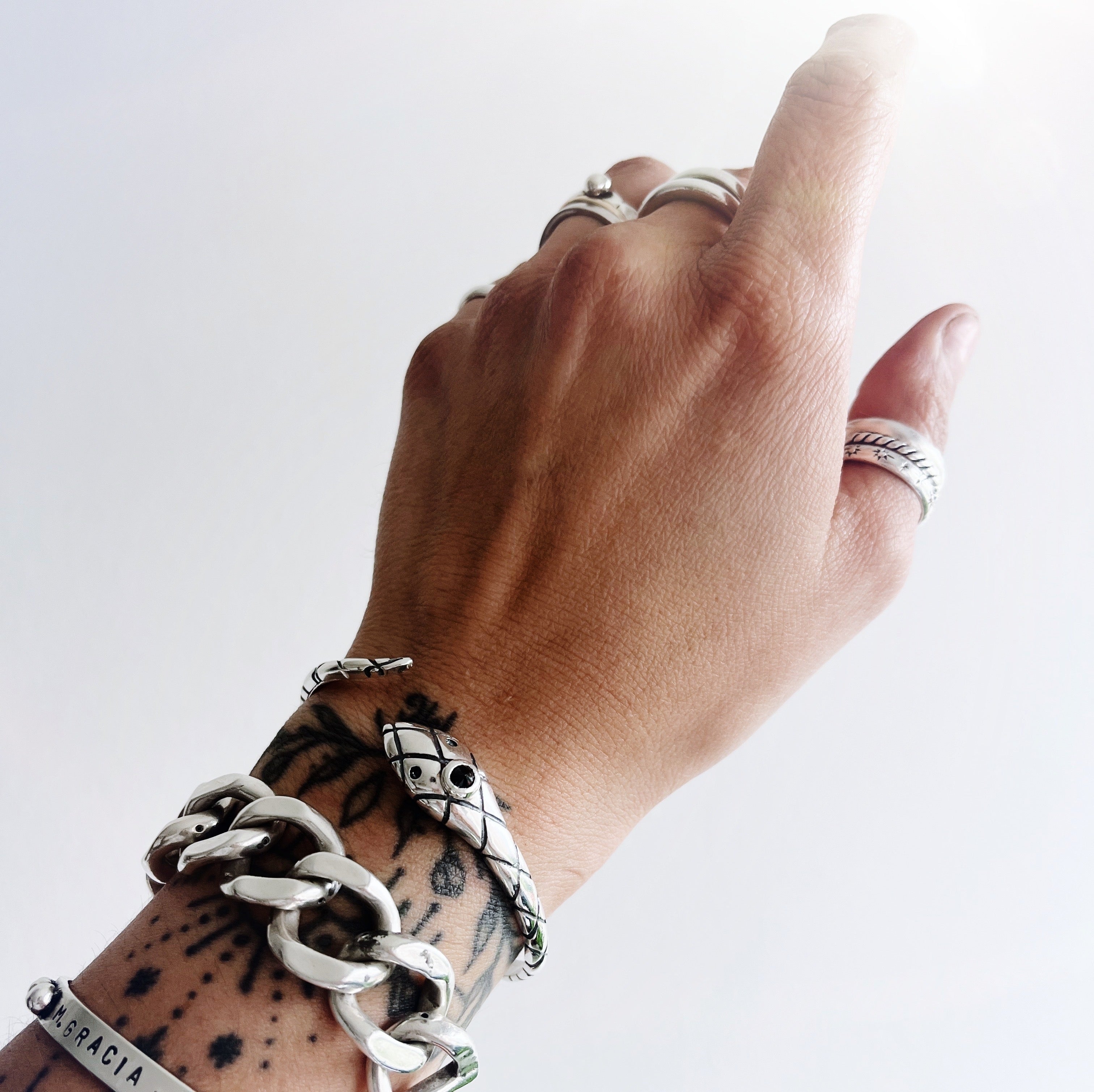 Esclava Serpiente Tercer ojo / distintas piedras - PREVENTA