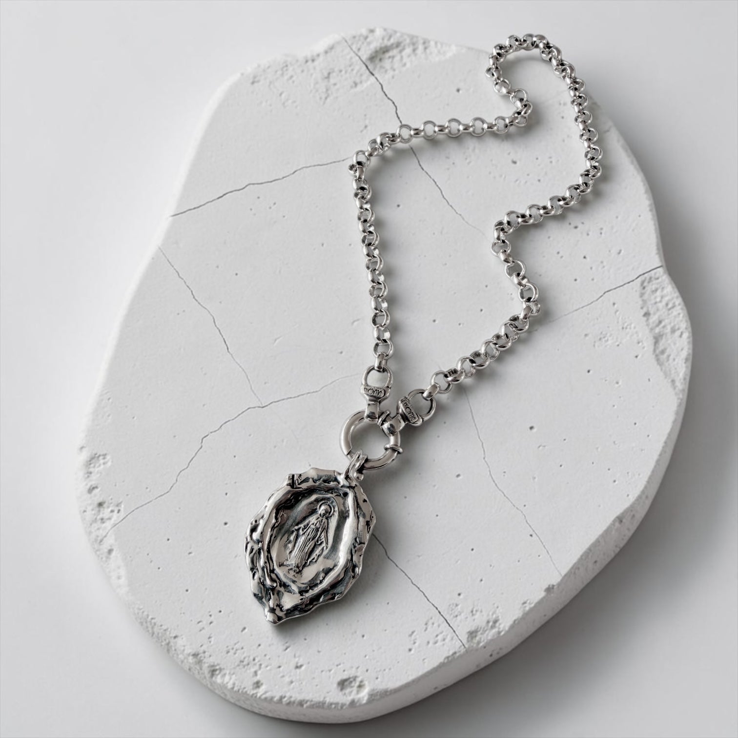 Colgante Virgen de las Gracias - Plata
