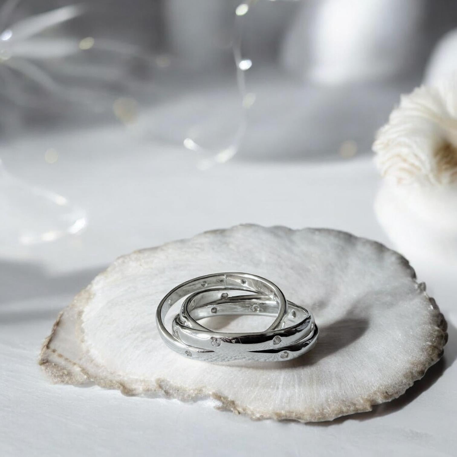 Anillo Cartier & Brillitos - SIN CAMBIO