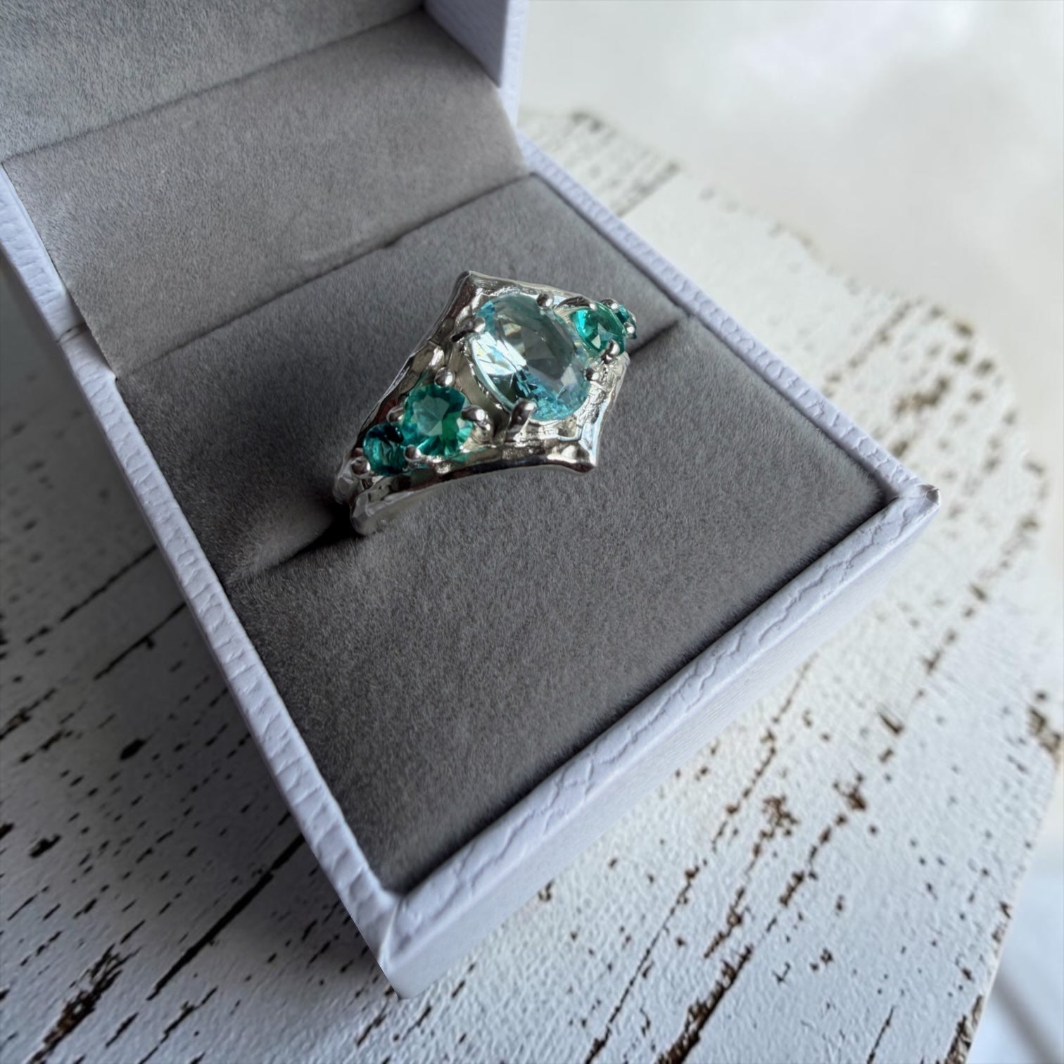 Anillo Narciso